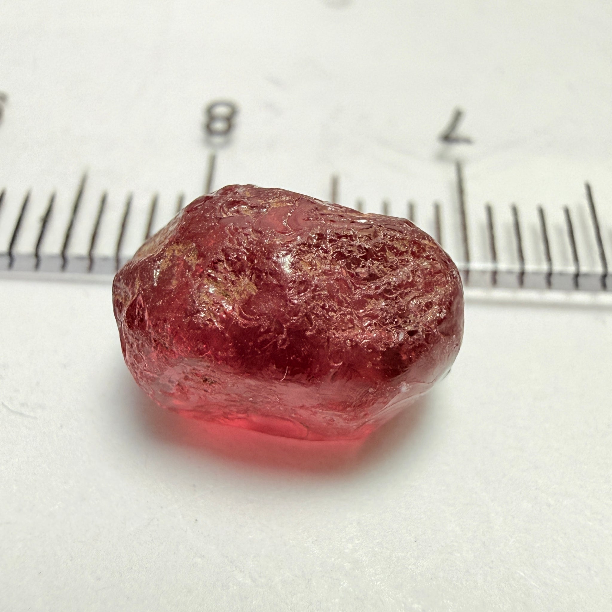 Rhodolite Garnet, 6.23ct, Umba, Tanzania, Untreated Untreated. Slight silky on one side, rest vs-vvs
