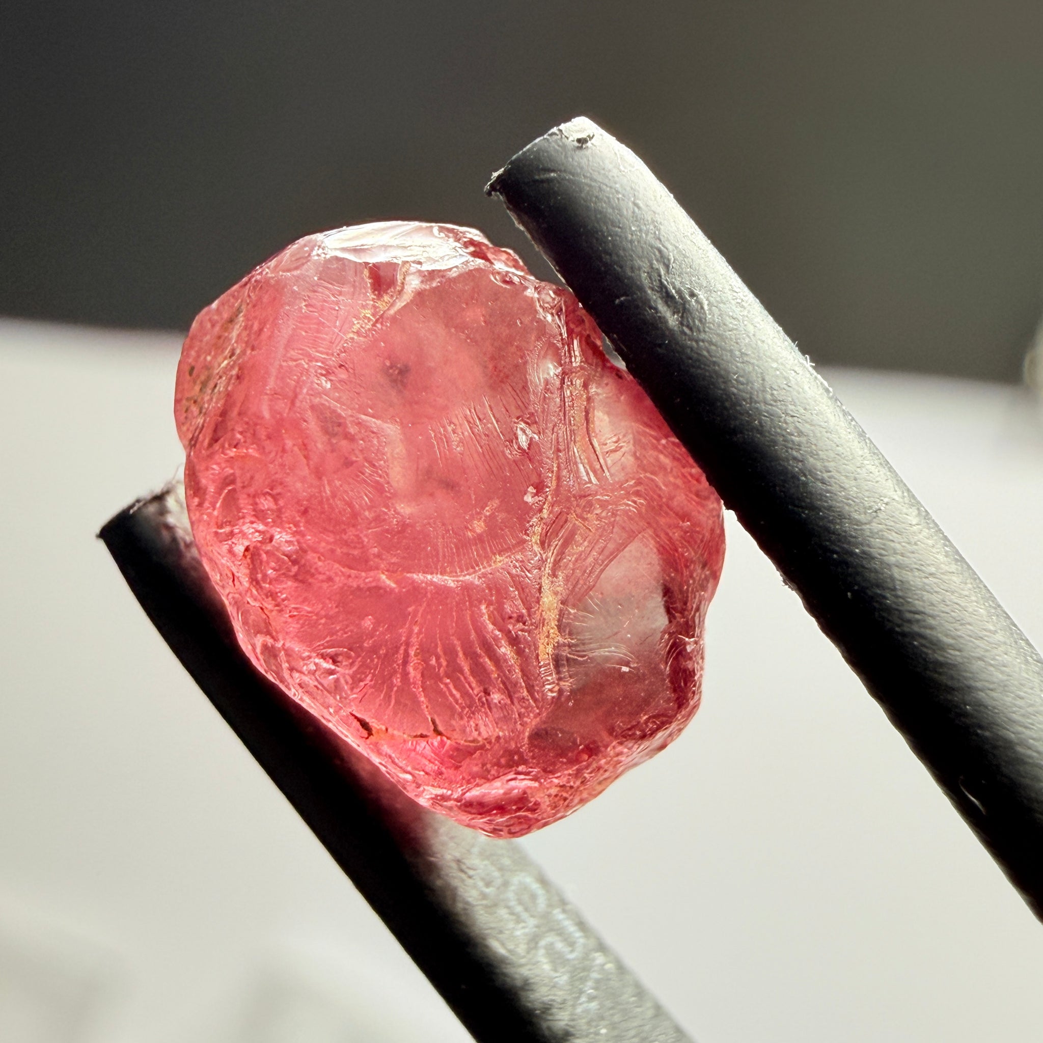 Rhodolite Garnet, 6.23ct, Umba, Tanzania, Untreated Untreated. Slight silky on one side, rest vs-vvs