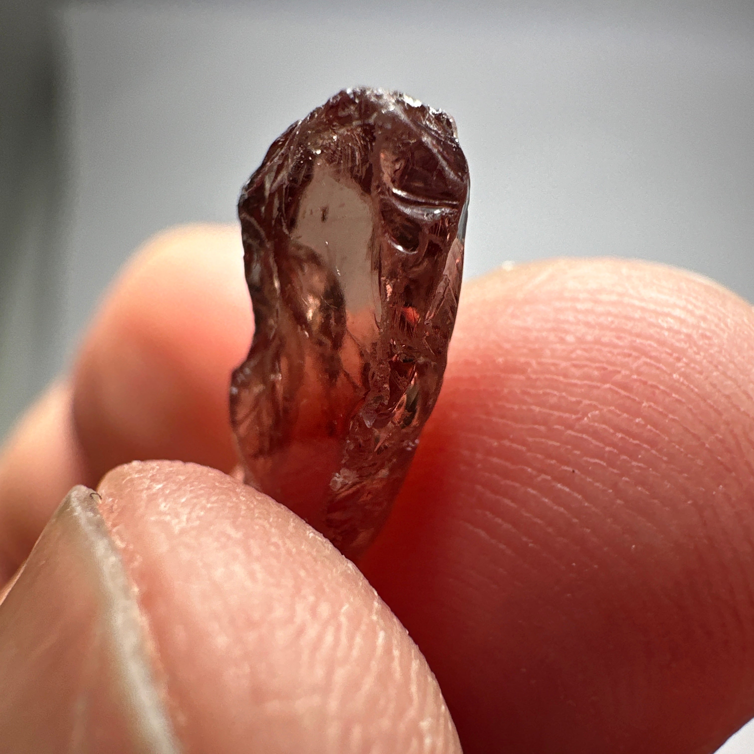 4.45ct Colour Change Garnet, Tanzania, Untreated Unheated, vvs-if, with a slight issue on the outside see pics