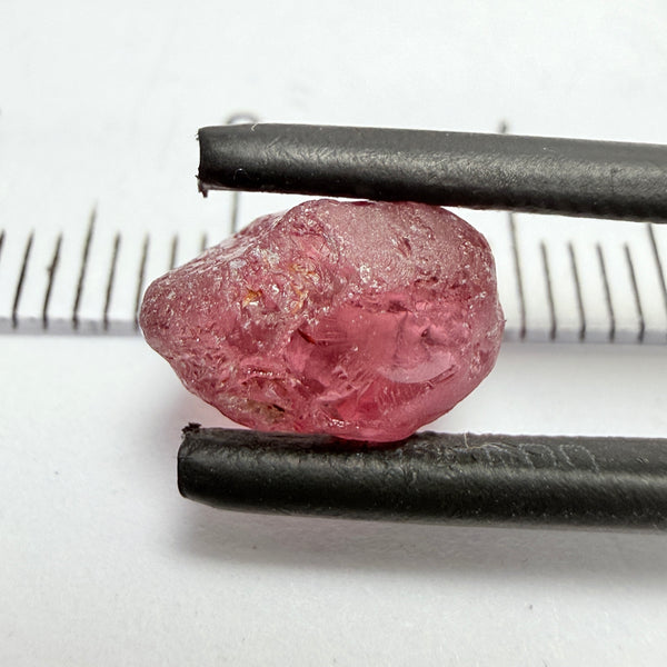 Rhodolite Garnet, 3.51ct, Umba, Tanzania, Untreated Untreated. si