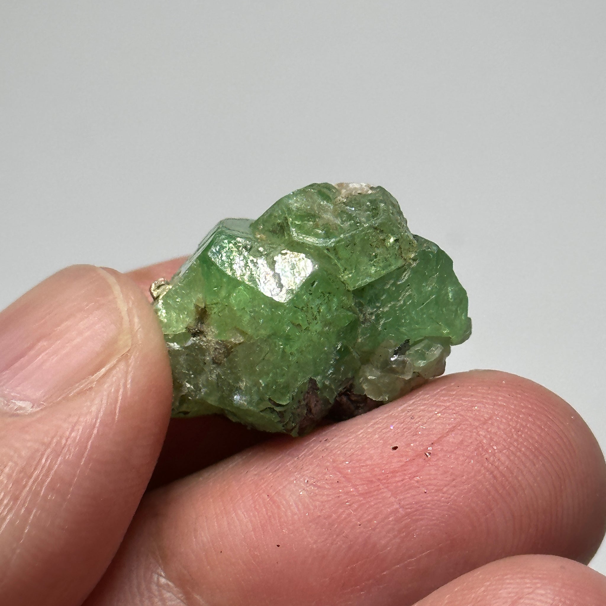 Tsavorite Crystal on Matrix. 29.09ct, Merelani. Tanzania, Untreated Unheated