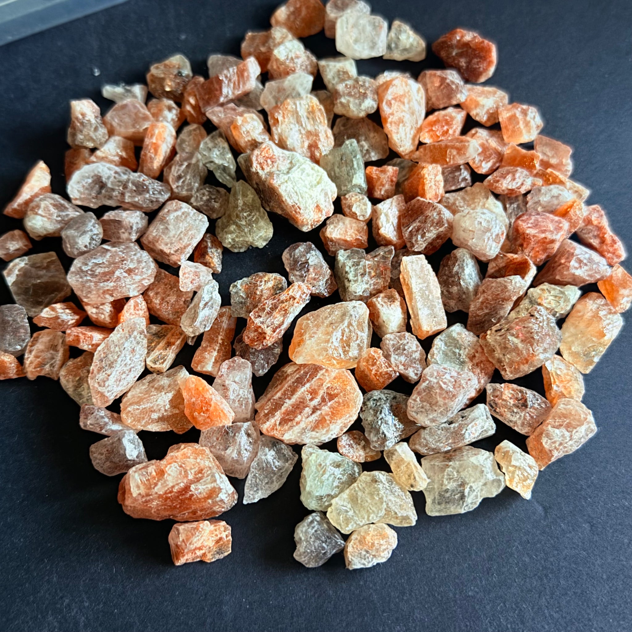 Sunstone Lot Cab/bead rough, or set in jewellery as is, 199.20gm, Tanzania, Untreated Unheated