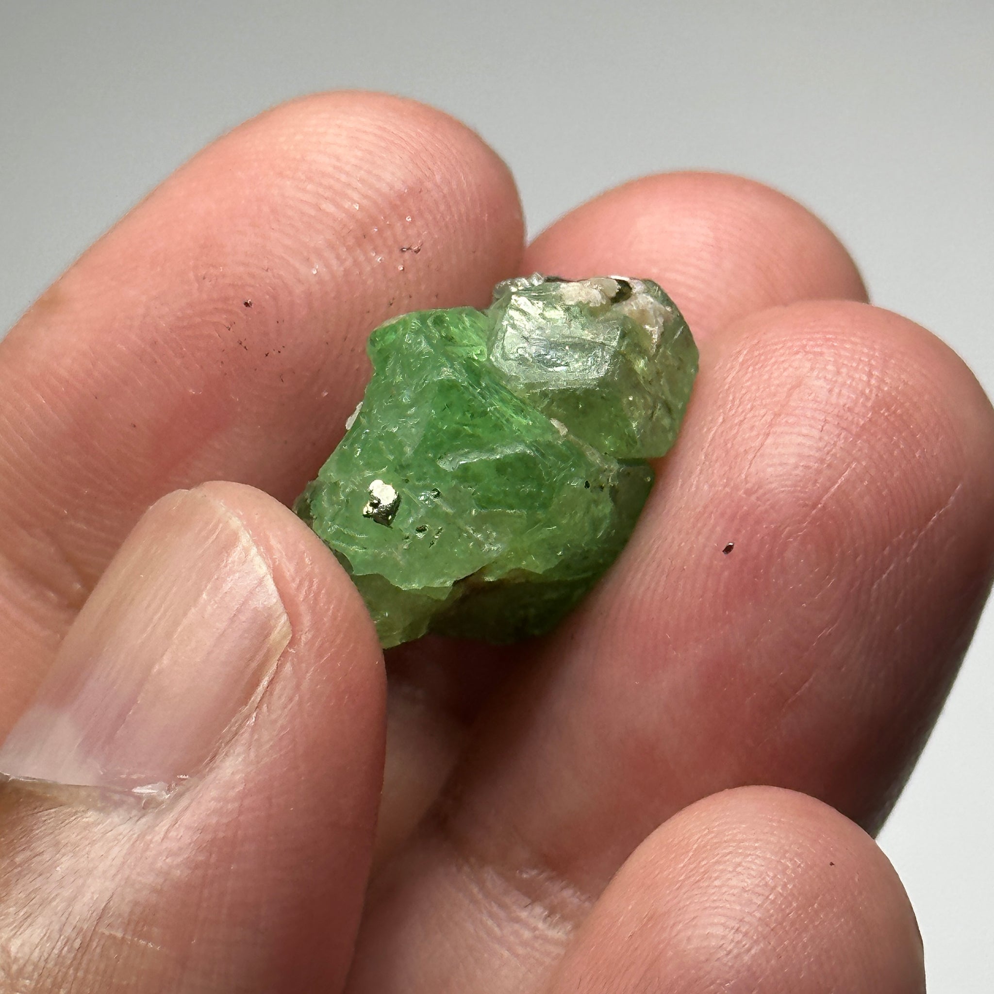 Tsavorite Crystal on Matrix. 29.09ct, Merelani. Tanzania, Untreated Unheated