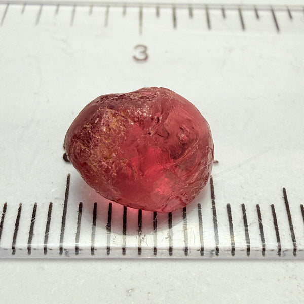 Rhodolite Garnet Colour Shifting, 4.85ct, Umba, Tanzania, Untreated Untreated. Few bubbles on the outside skin, rest vvs