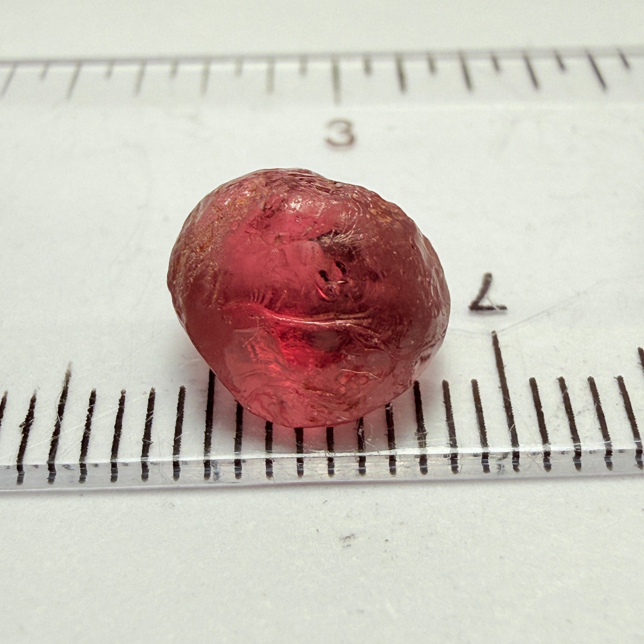 Rhodolite Garnet Colour Shifting, 4.85ct, Umba, Tanzania, Untreated Untreated. Few bubbles on the outside skin, rest vvs