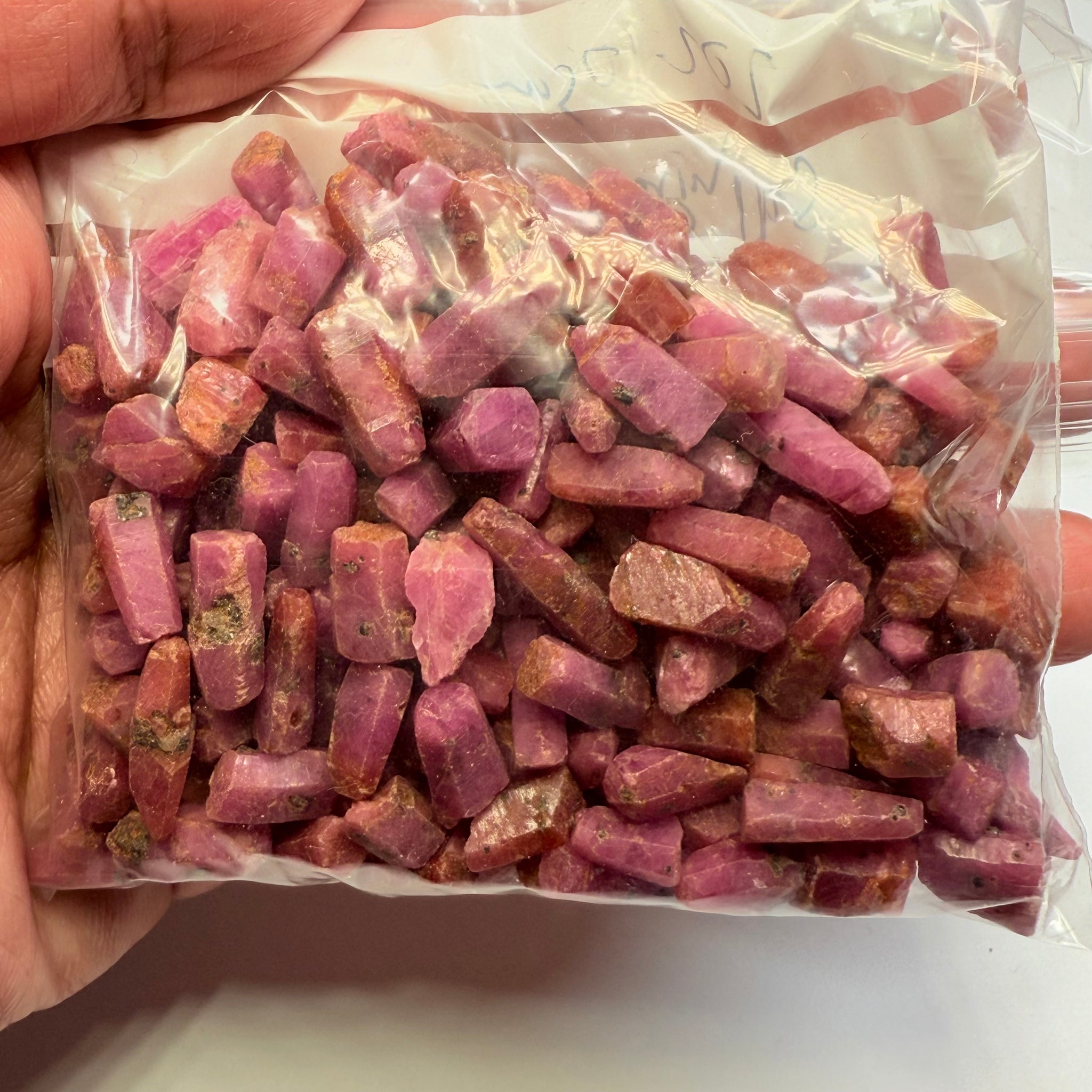 Sapphire Crystal Wholesale Lot Deal, small sizes 202.10gm, 209pcs in lot, average size is 0.96gm. Dodoma, Tanzania, Untreated Unheated. Priced at wholesale for people who want to resell