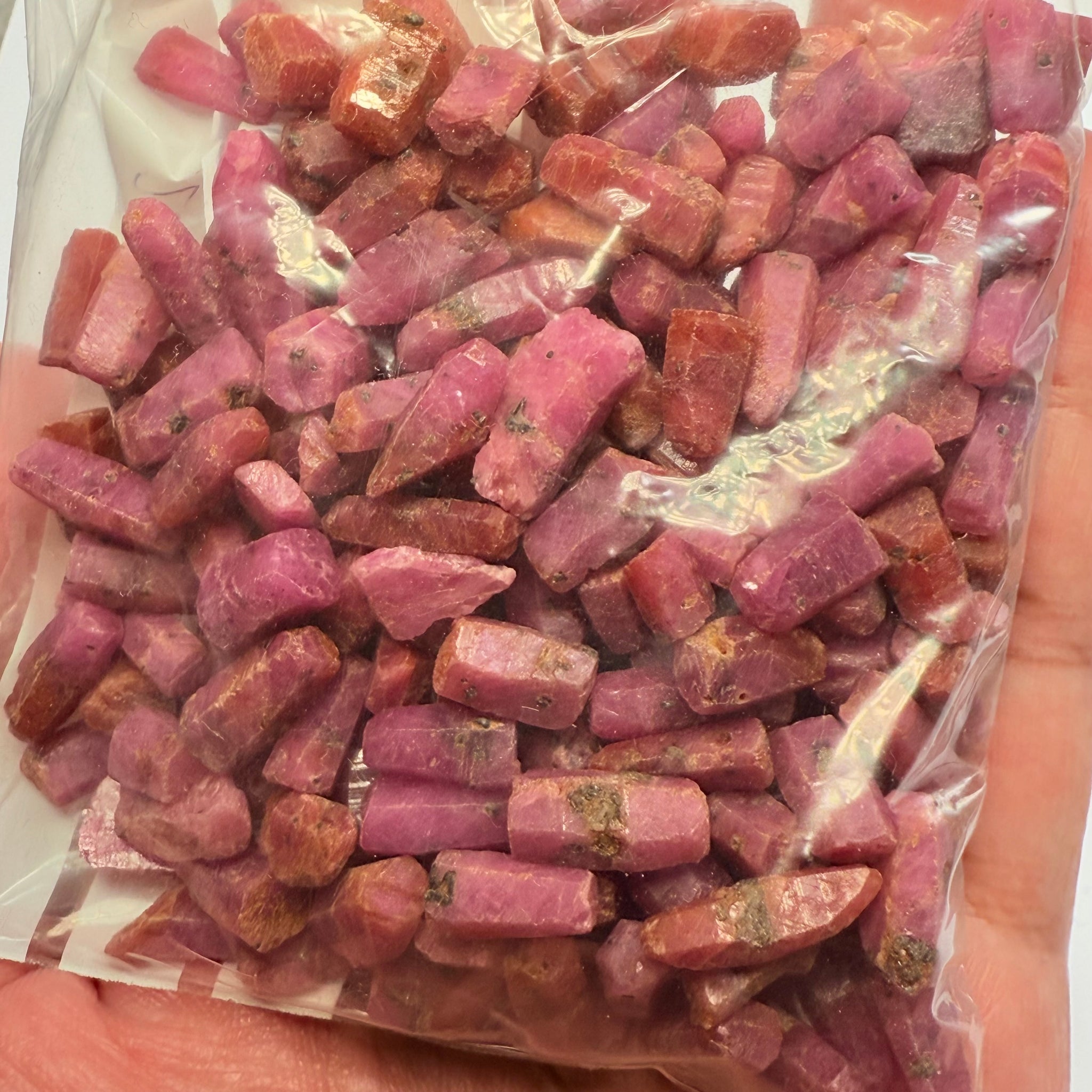 Sapphire Crystal Wholesale Lot Deal, small sizes 202.10gm, 209pcs in lot, average size is 0.96gm. Dodoma, Tanzania, Untreated Unheated. Priced at wholesale for people who want to resell