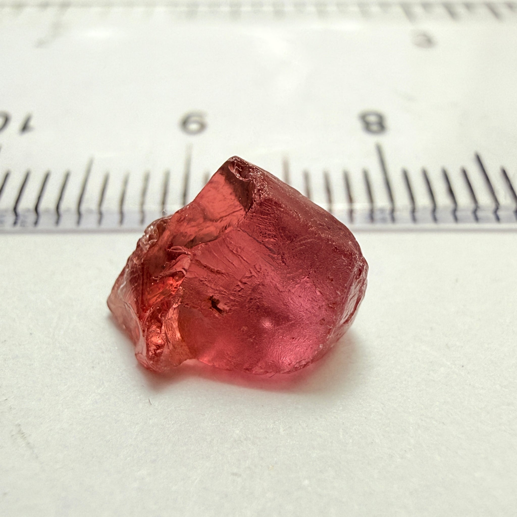 Rhodolite Garnet, 4.01ct, Umba, Tanzania, Untreated Untreated. Si