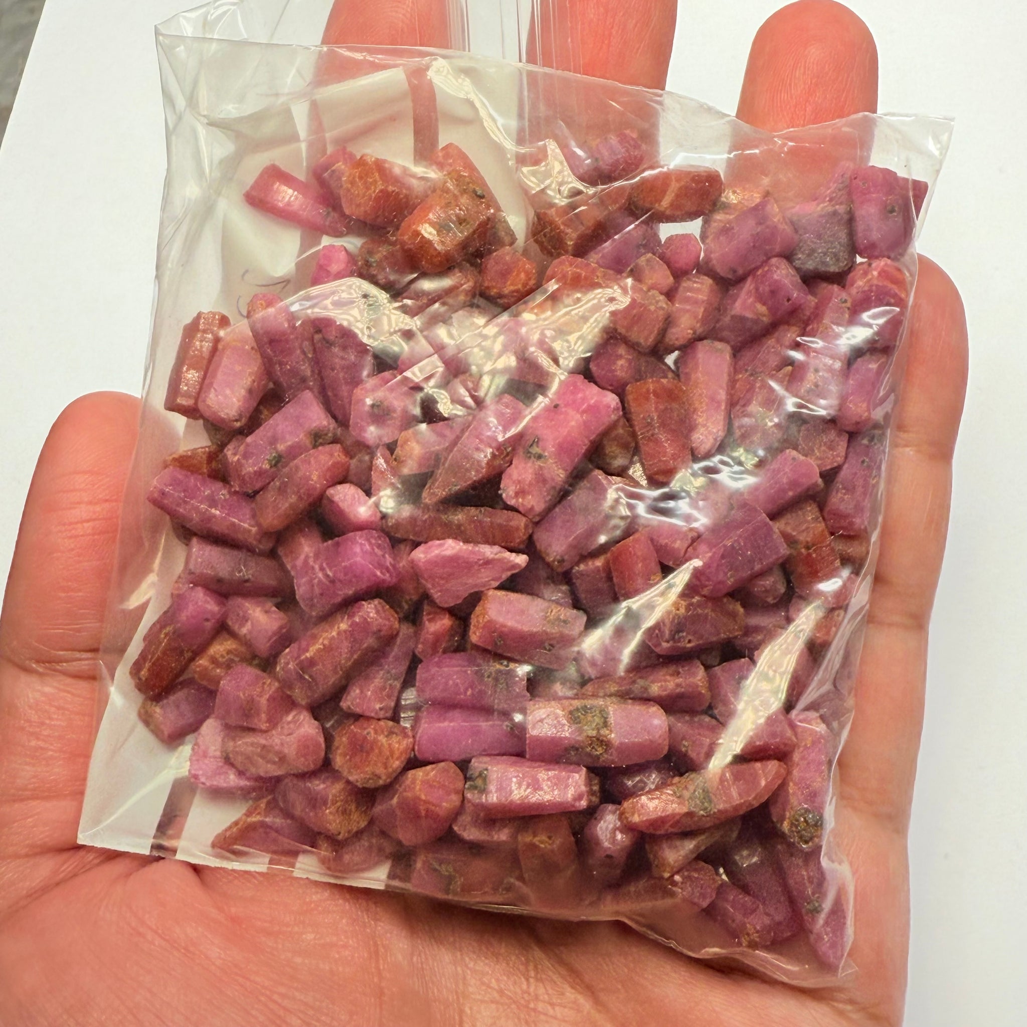 Sapphire Crystal Wholesale Lot Deal, small sizes 202.10gm, 209pcs in lot, average size is 0.96gm. Dodoma, Tanzania, Untreated Unheated. Priced at wholesale for people who want to resell