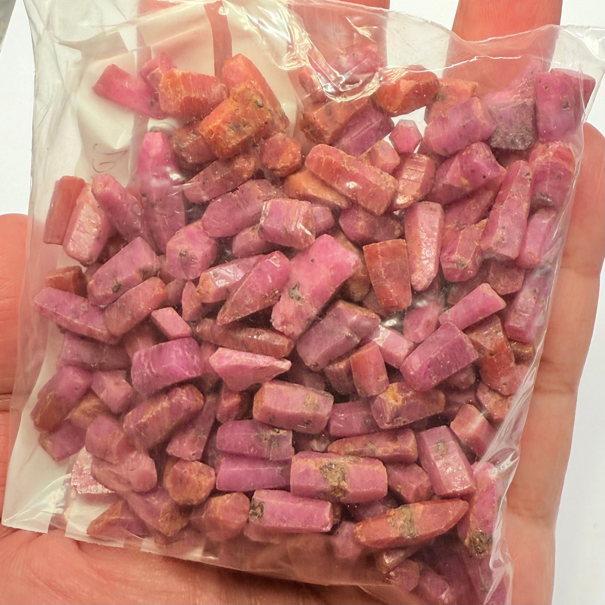 Sapphire Crystal Wholesale Lot Deal, small sizes 202.10gm, 209pcs in lot, average size is 0.96gm. Dodoma, Tanzania, Untreated Unheated. Priced at wholesale for people who want to resell