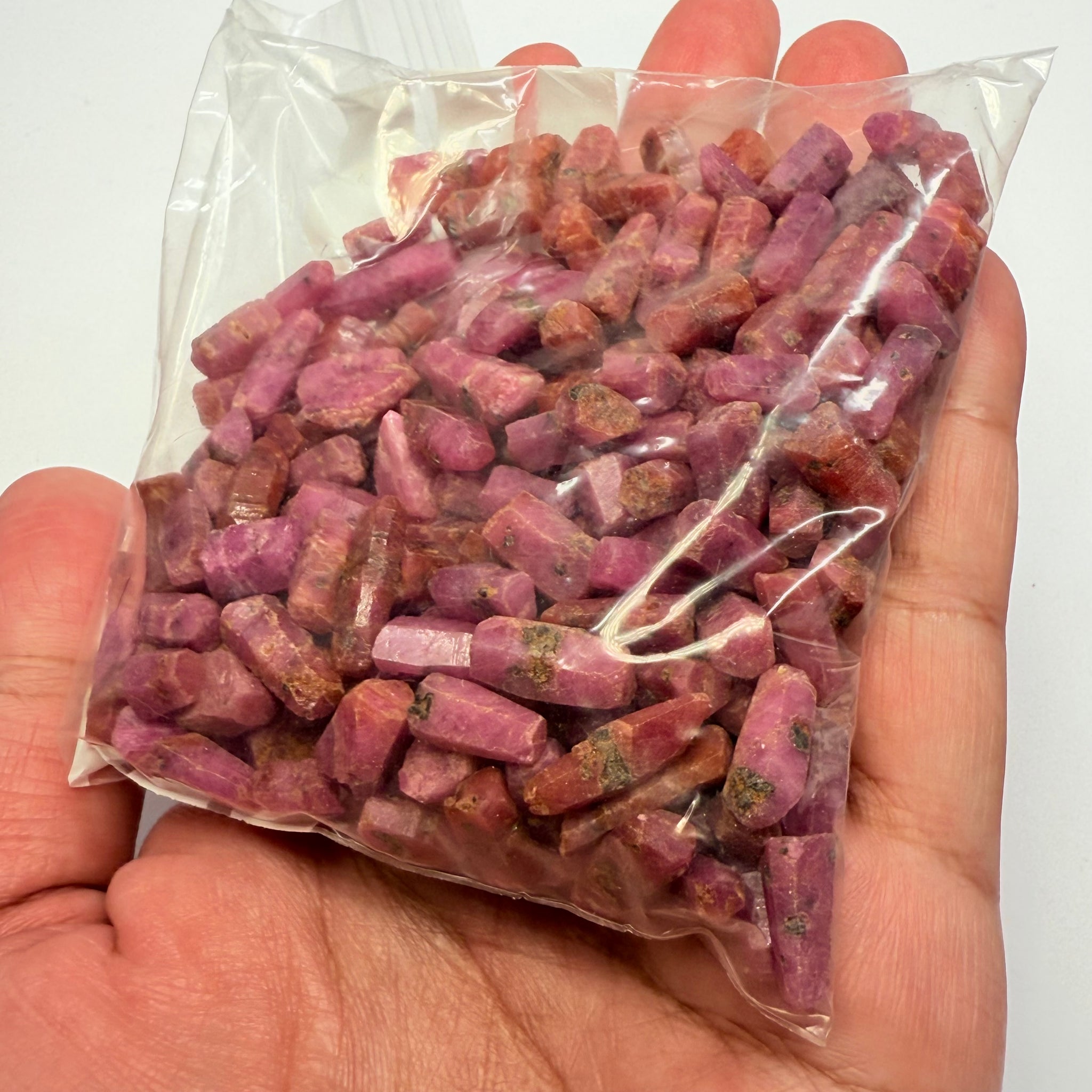 Sapphire Crystal Wholesale Lot Deal, small sizes 202.10gm, 209pcs in lot, average size is 0.96gm. Dodoma, Tanzania, Untreated Unheated. Priced at wholesale for people who want to resell