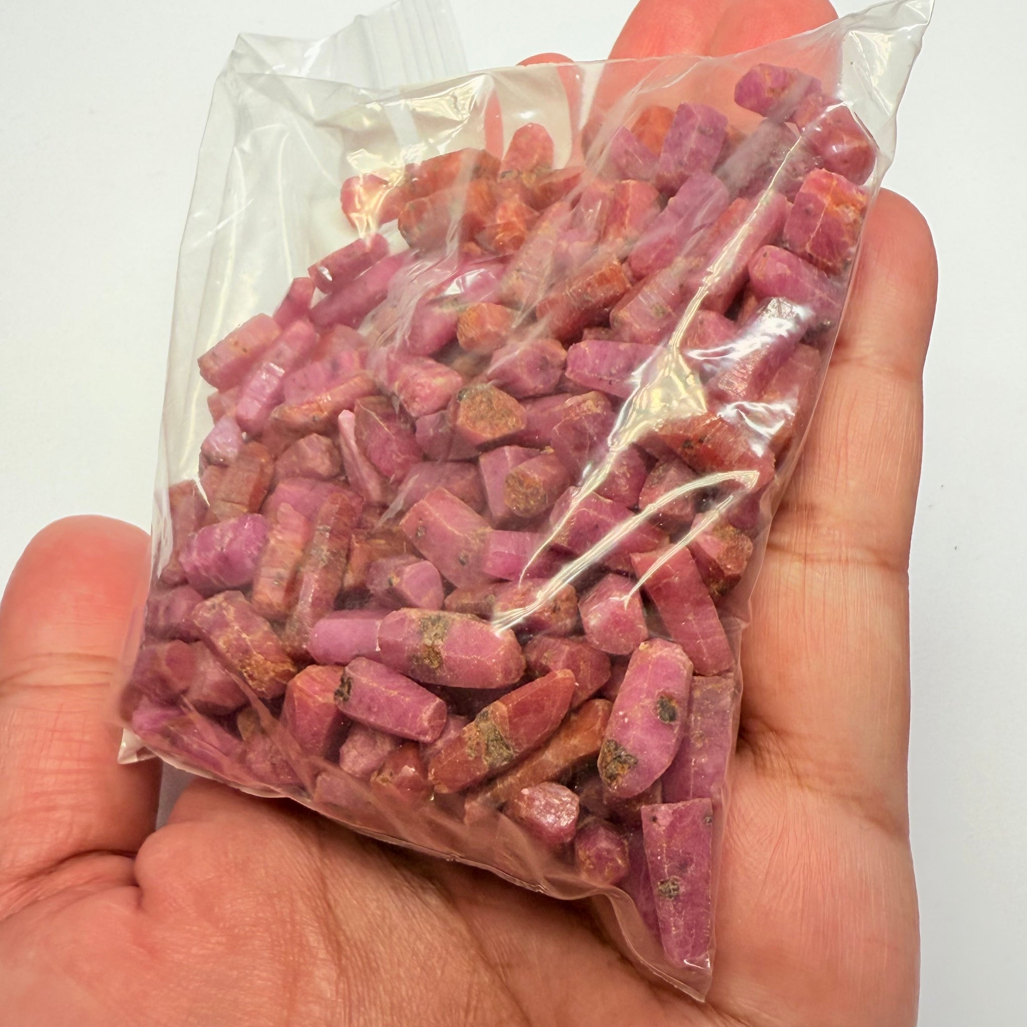 Sapphire Crystal Wholesale Lot Deal, small sizes 202.10gm, 209pcs in lot, average size is 0.96gm. Dodoma, Tanzania, Untreated Unheated. Priced at wholesale for people who want to resell