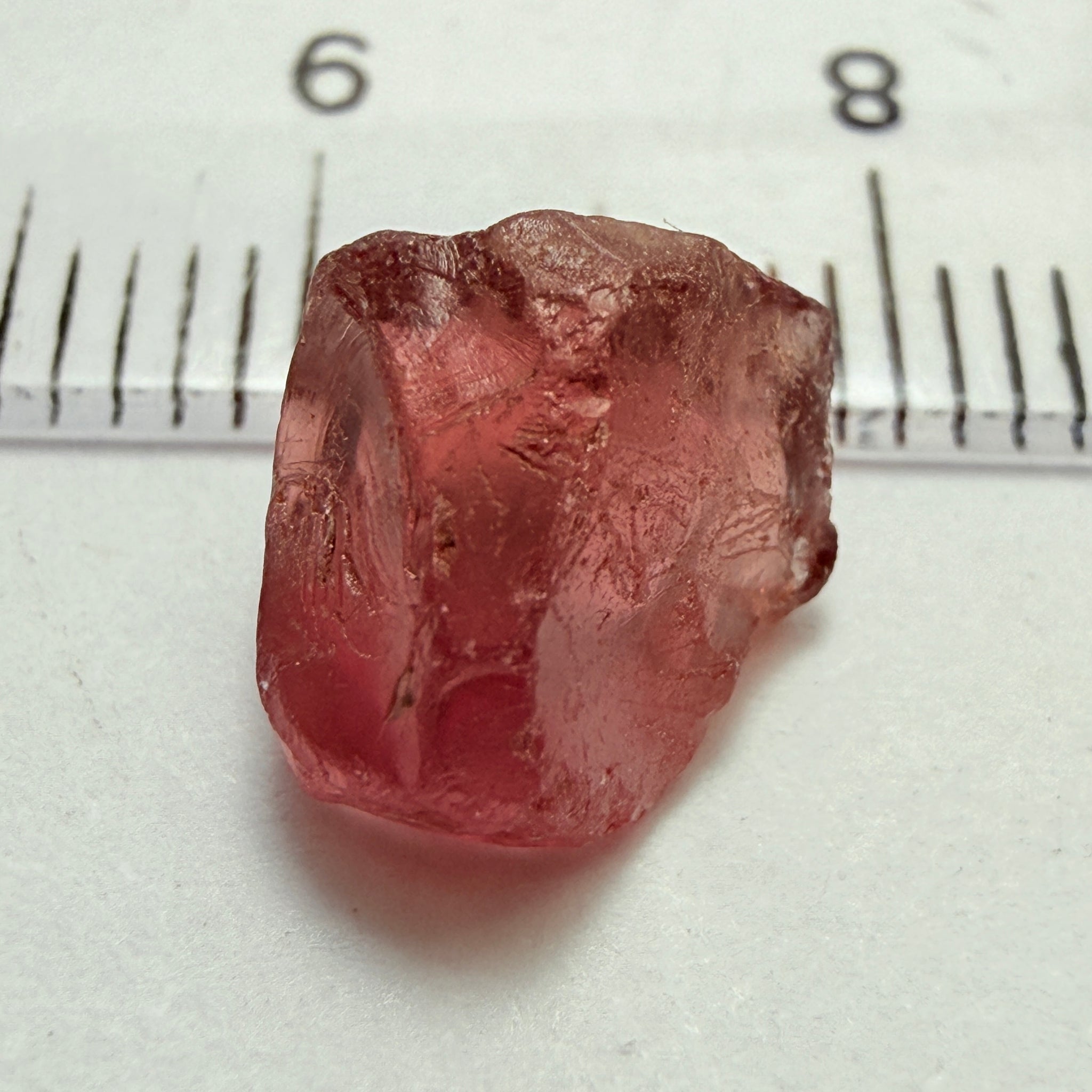 Rhodolite Garnet, 4.01ct, Umba, Tanzania, Untreated Untreated. Si