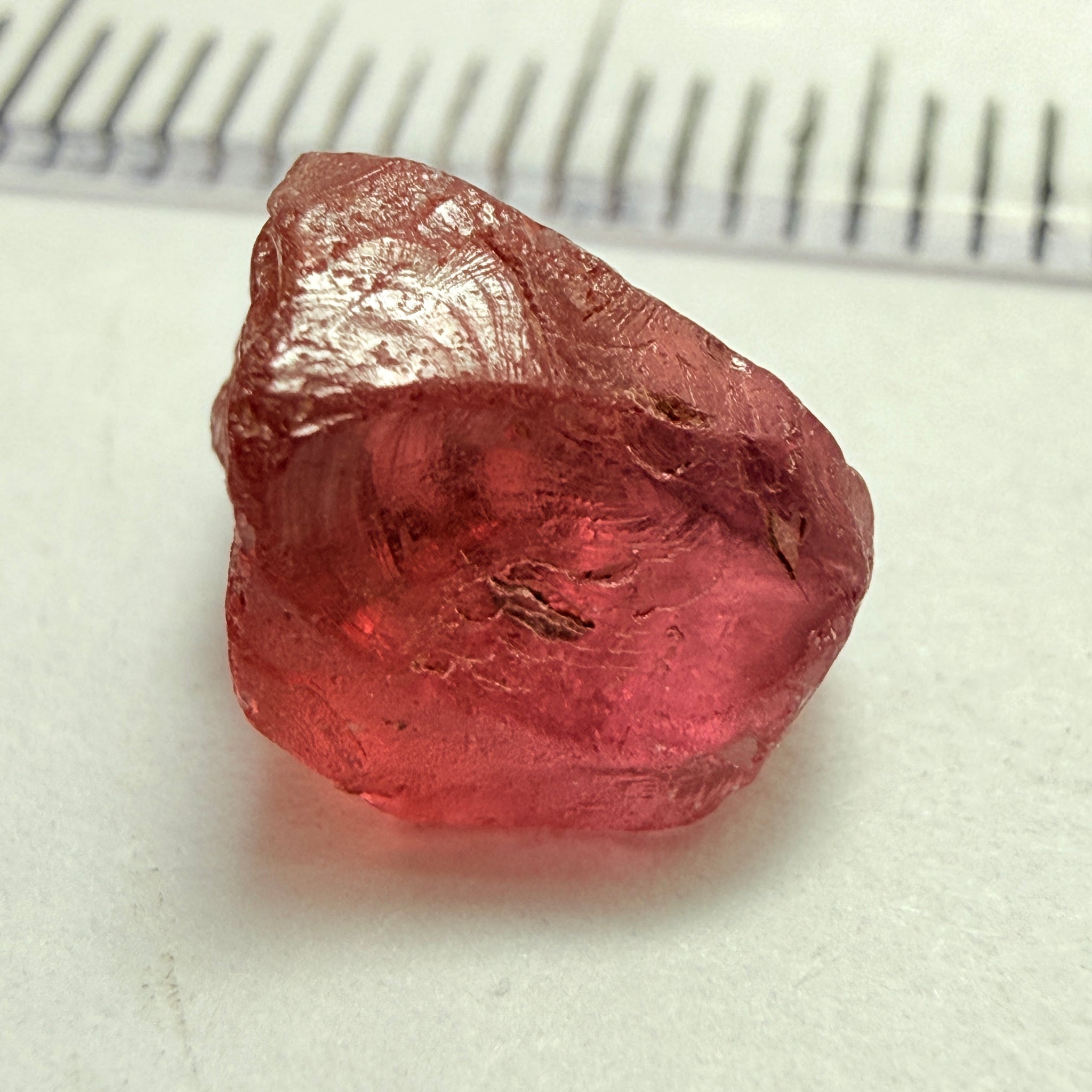 Rhodolite Garnet, 4.01ct, Umba, Tanzania, Untreated Untreated. Si