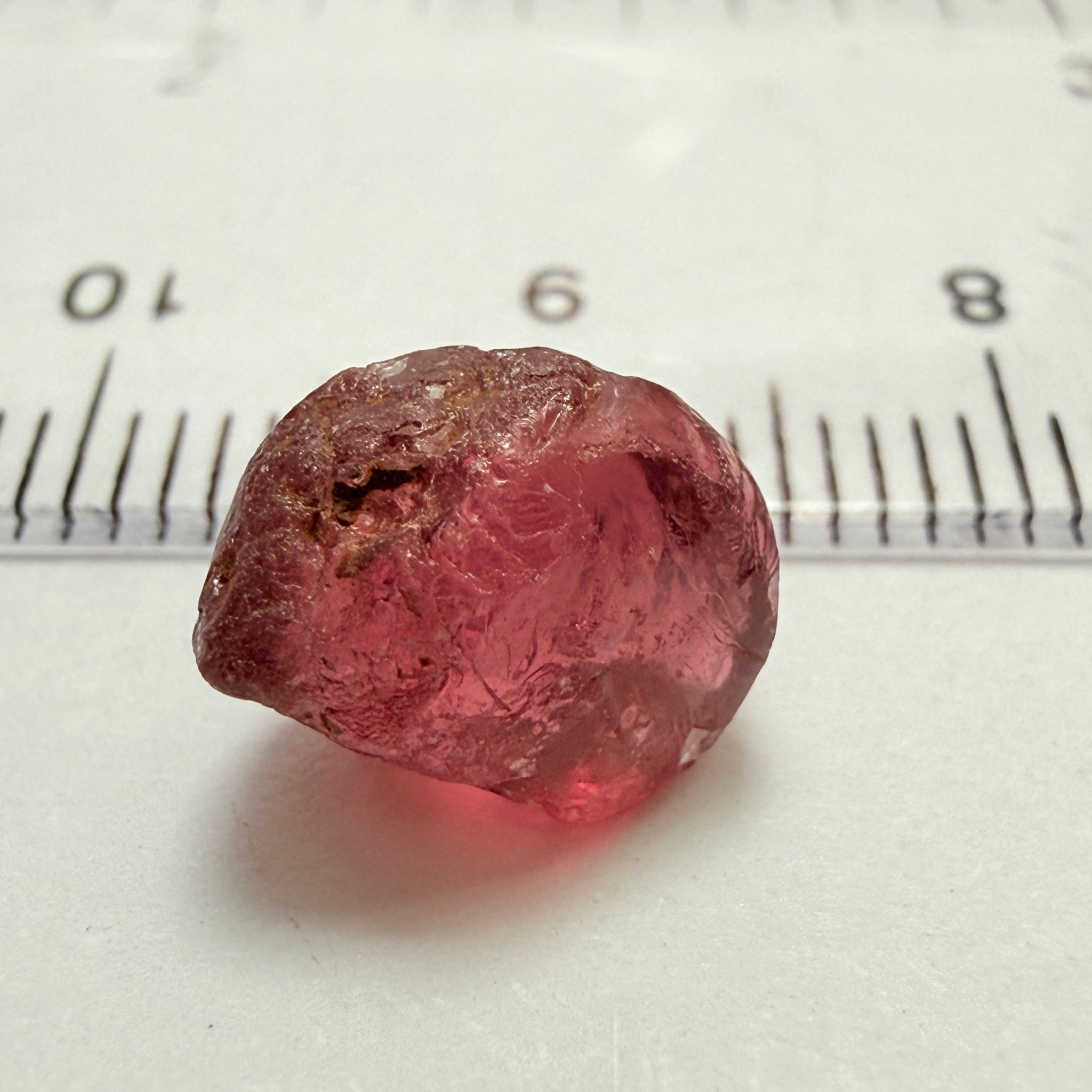 Rhodolite Garnet, 5.26ct, Umba, Tanzania, Untreated Untreated. 2 spots near the middle so Si