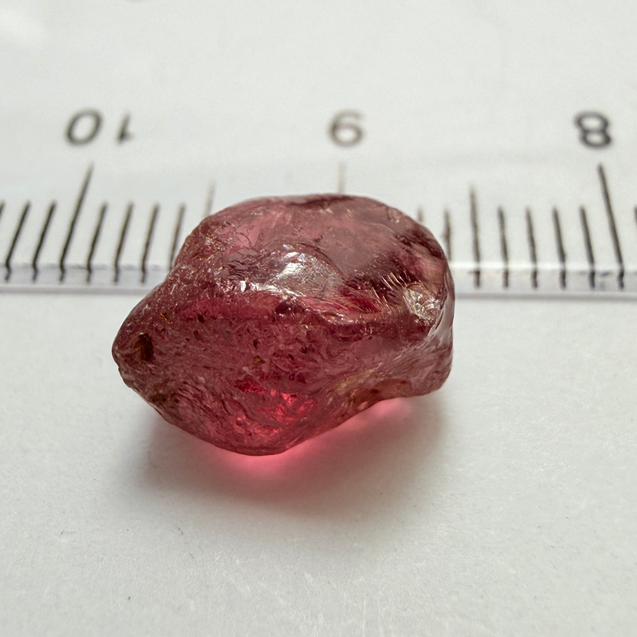 Rhodolite Garnet, 5.26ct, Umba, Tanzania, Untreated Untreated. 2 spots near the middle so Si