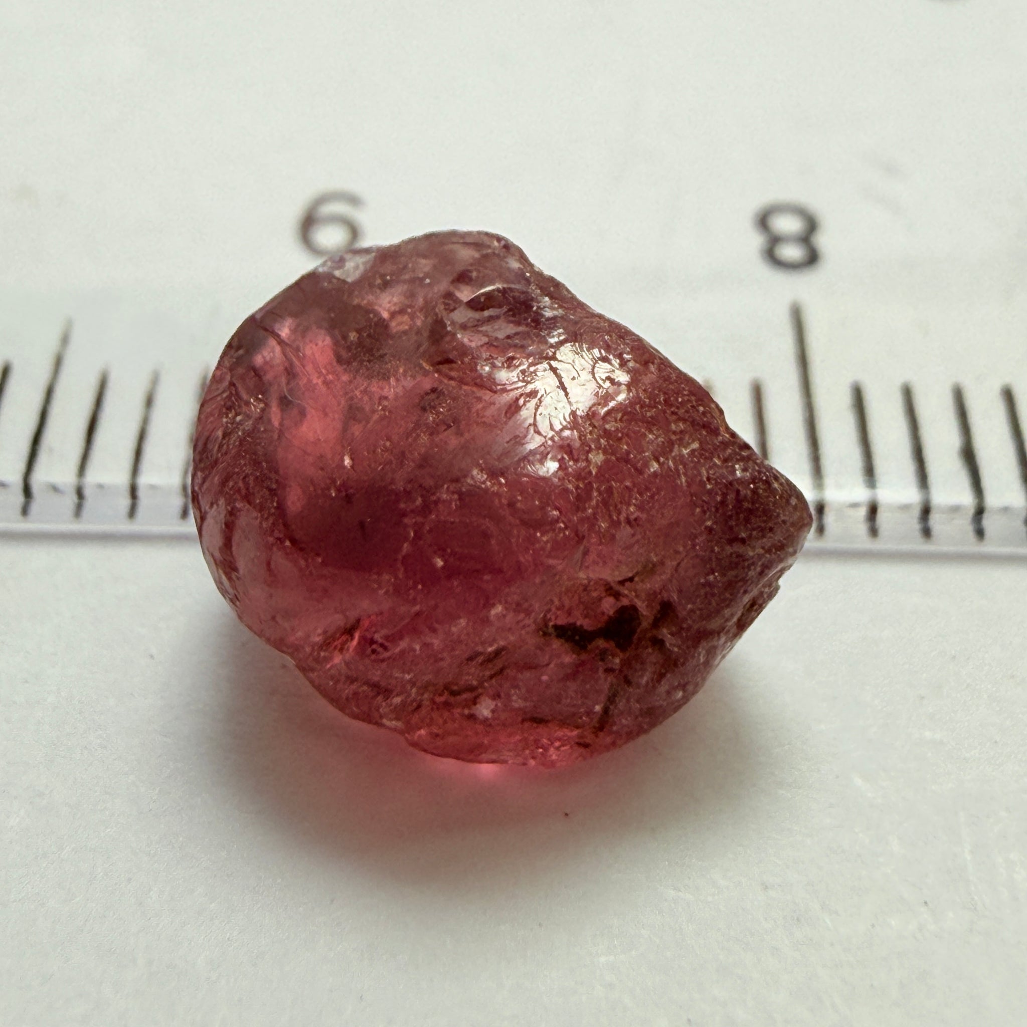 Rhodolite Garnet, 5.26ct, Umba, Tanzania, Untreated Untreated. 2 spots near the middle so Si