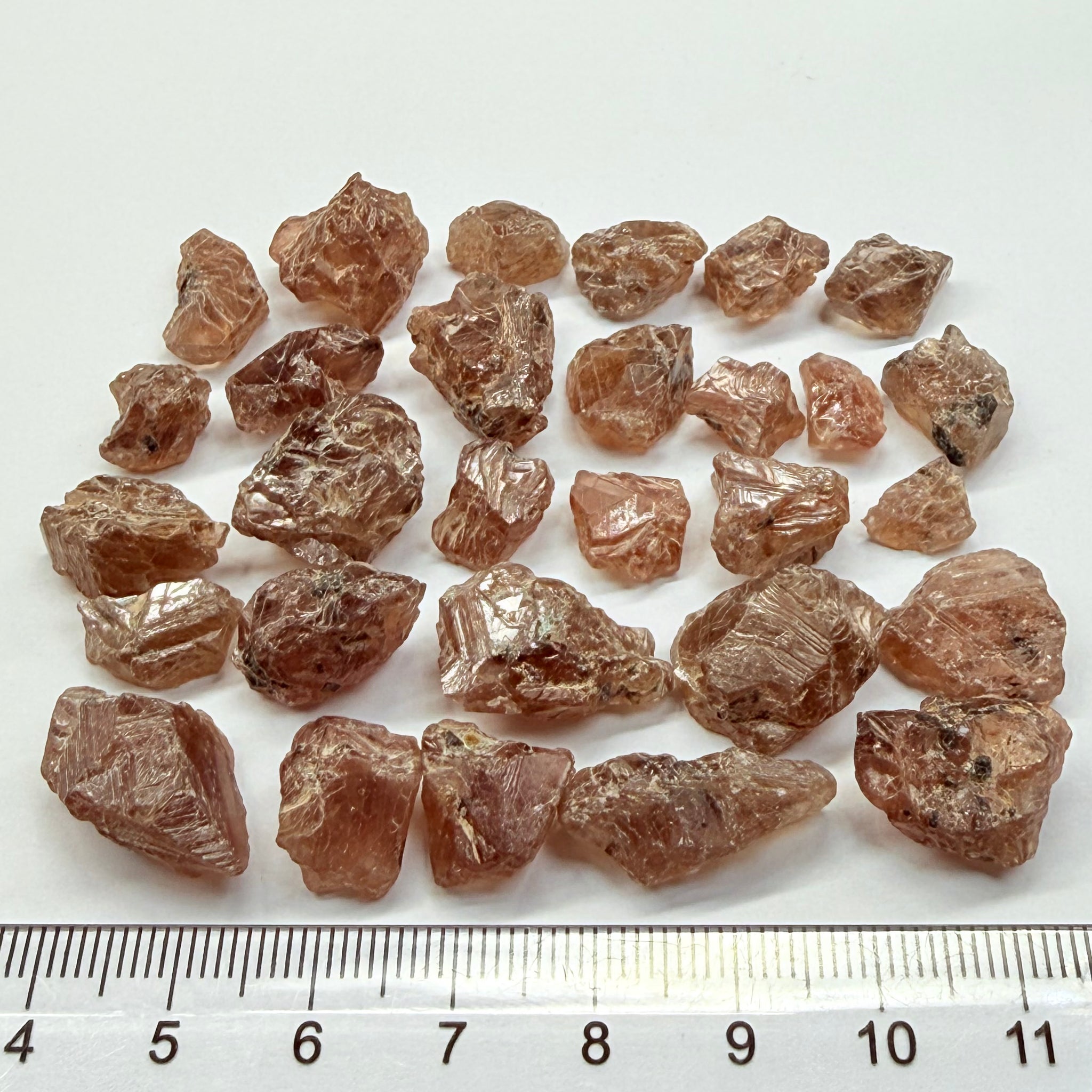 Colour Changing Sapphire Crystal Lot. 51.90gm / 259.50ct, Tanzania, Untreated Unheated, all pieces are crystallised on all sides! Super rare, new find