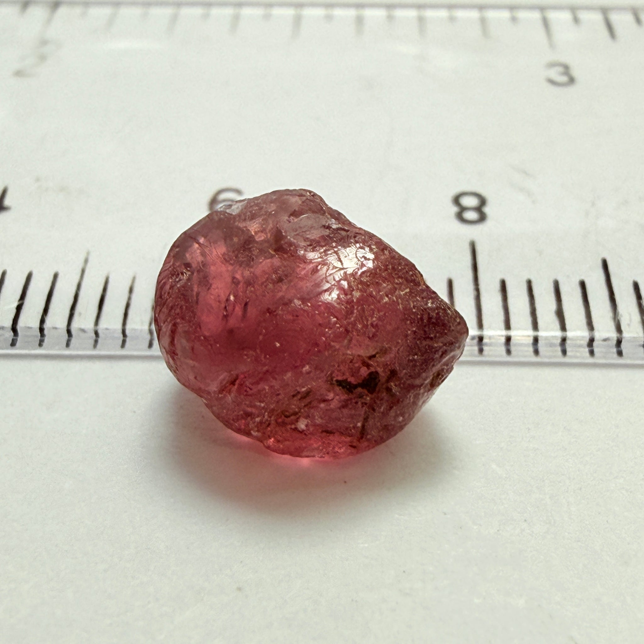 Rhodolite Garnet, 5.26ct, Umba, Tanzania, Untreated Untreated. 2 spots near the middle so Si