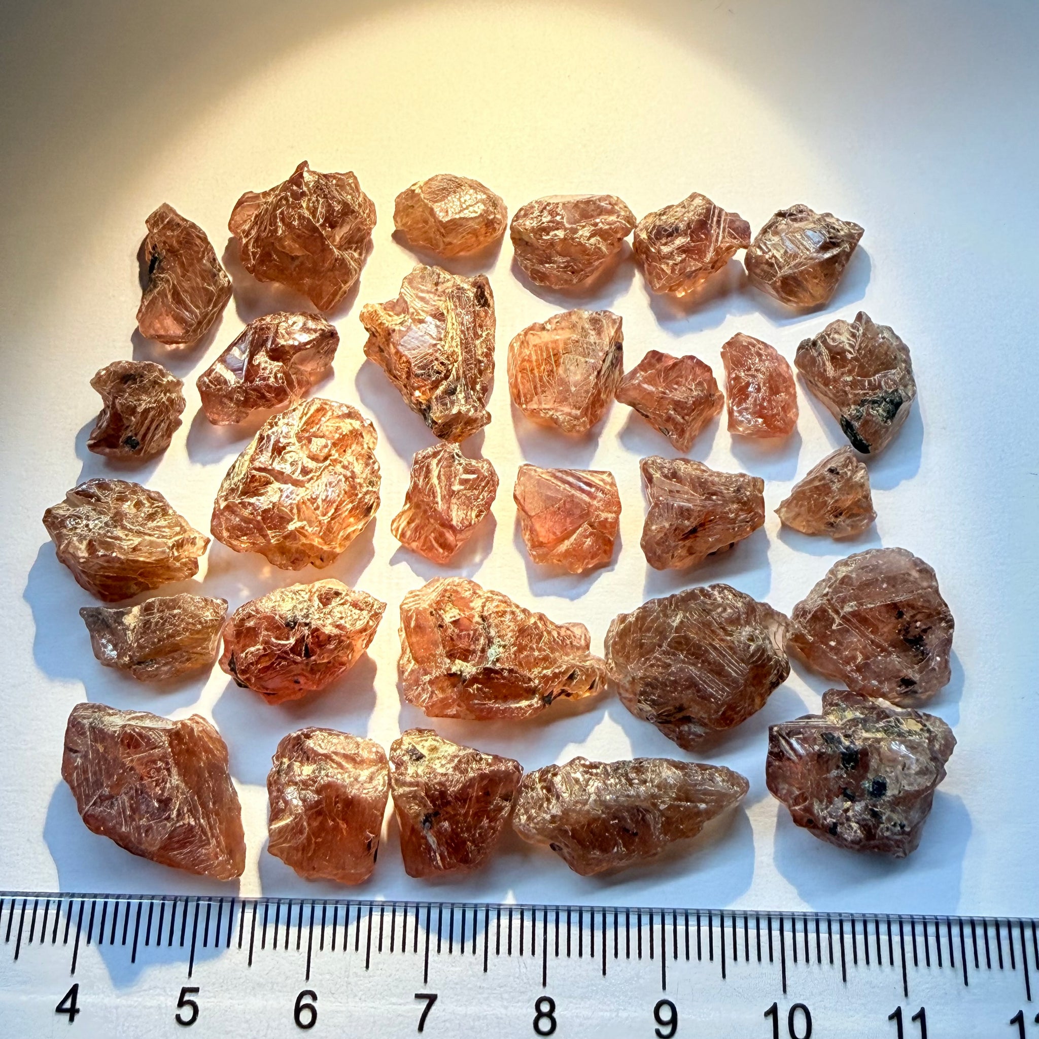 Colour Changing Sapphire Crystal Lot. 51.90gm / 259.50ct, Tanzania, Untreated Unheated, all pieces are crystallised on all sides! Super rare, new find