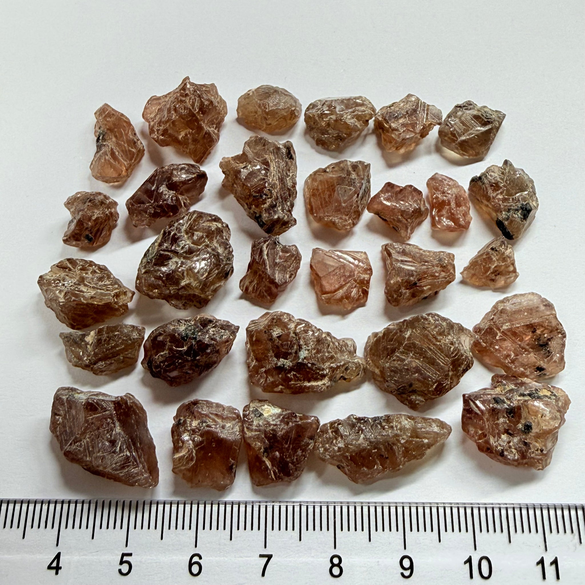 Colour Changing Sapphire Crystal Lot. 51.90gm / 259.50ct, Tanzania, Untreated Unheated, all pieces are crystallised on all sides! Super rare, new find