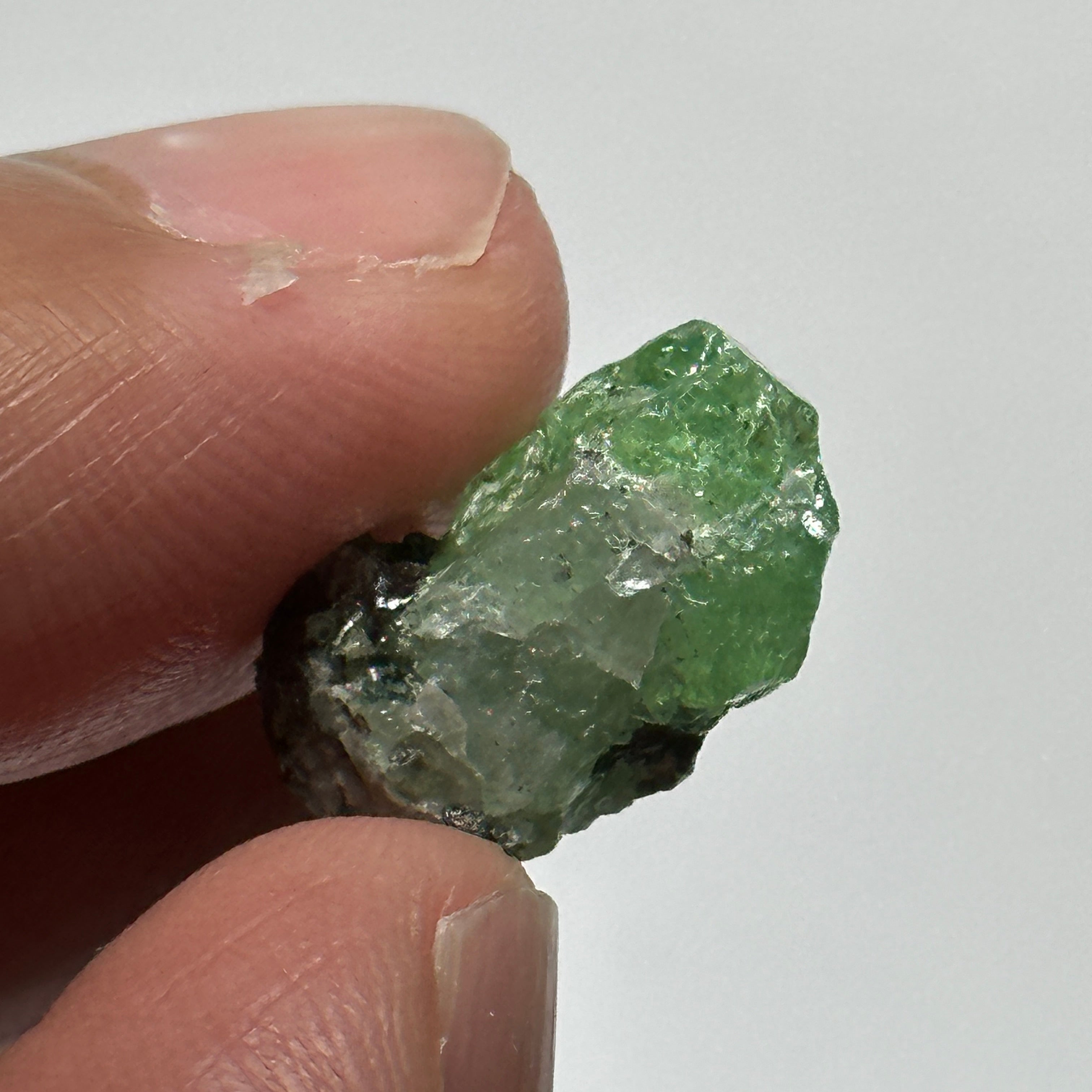 8.57ct Tsavorite Crystal, Merelani. Tanzania