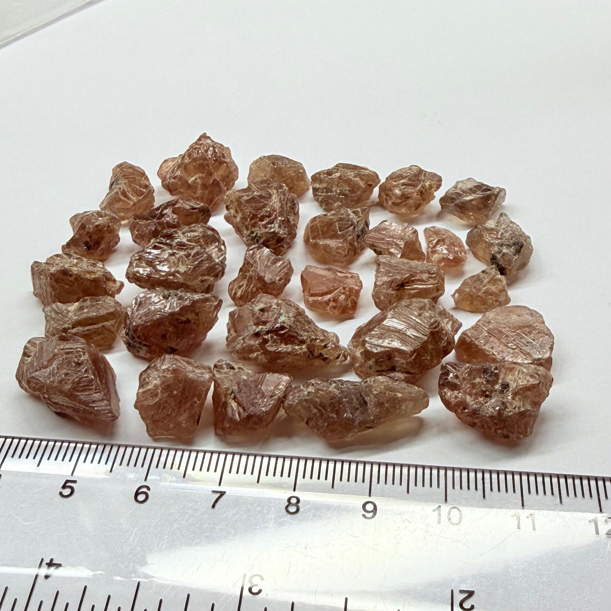 Colour Changing Sapphire Crystal Lot. 51.90gm / 259.50ct, Tanzania, Untreated Unheated, all pieces are crystallised on all sides! Super rare, new find