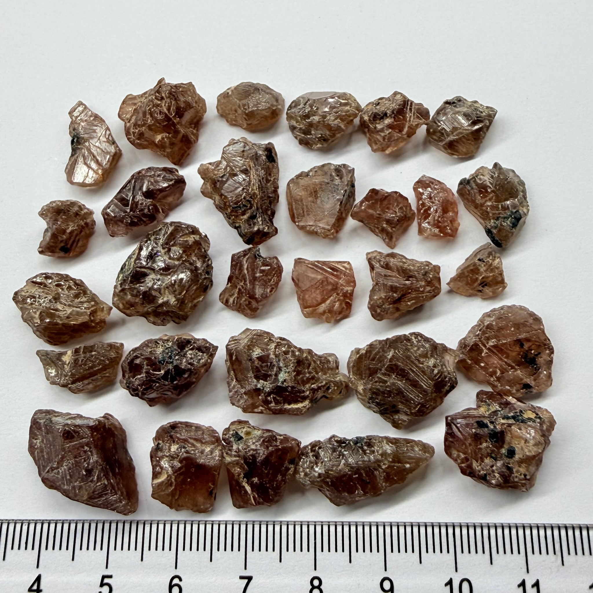 Colour Changing Sapphire Crystal Lot. 51.90gm / 259.50ct, Tanzania, Untreated Unheated, all pieces are crystallised on all sides! Super rare, new find
