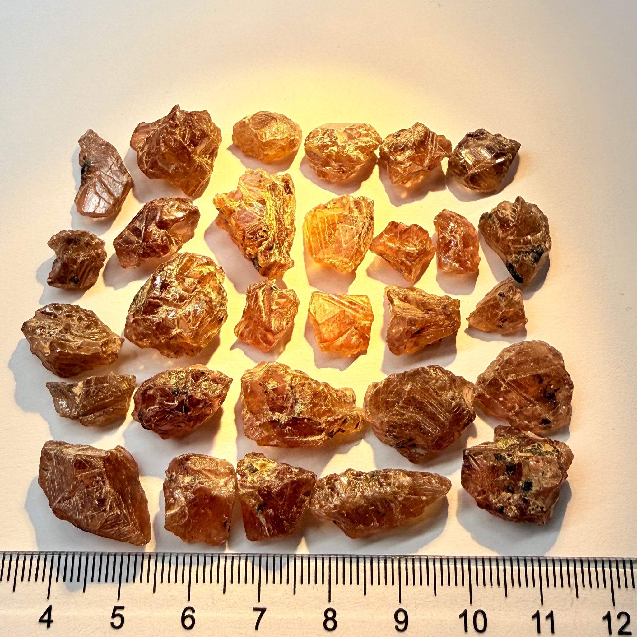 Colour Changing Sapphire Crystal Lot. 51.90gm / 259.50ct, Tanzania, Untreated Unheated, all pieces are crystallised on all sides! Super rare, new find