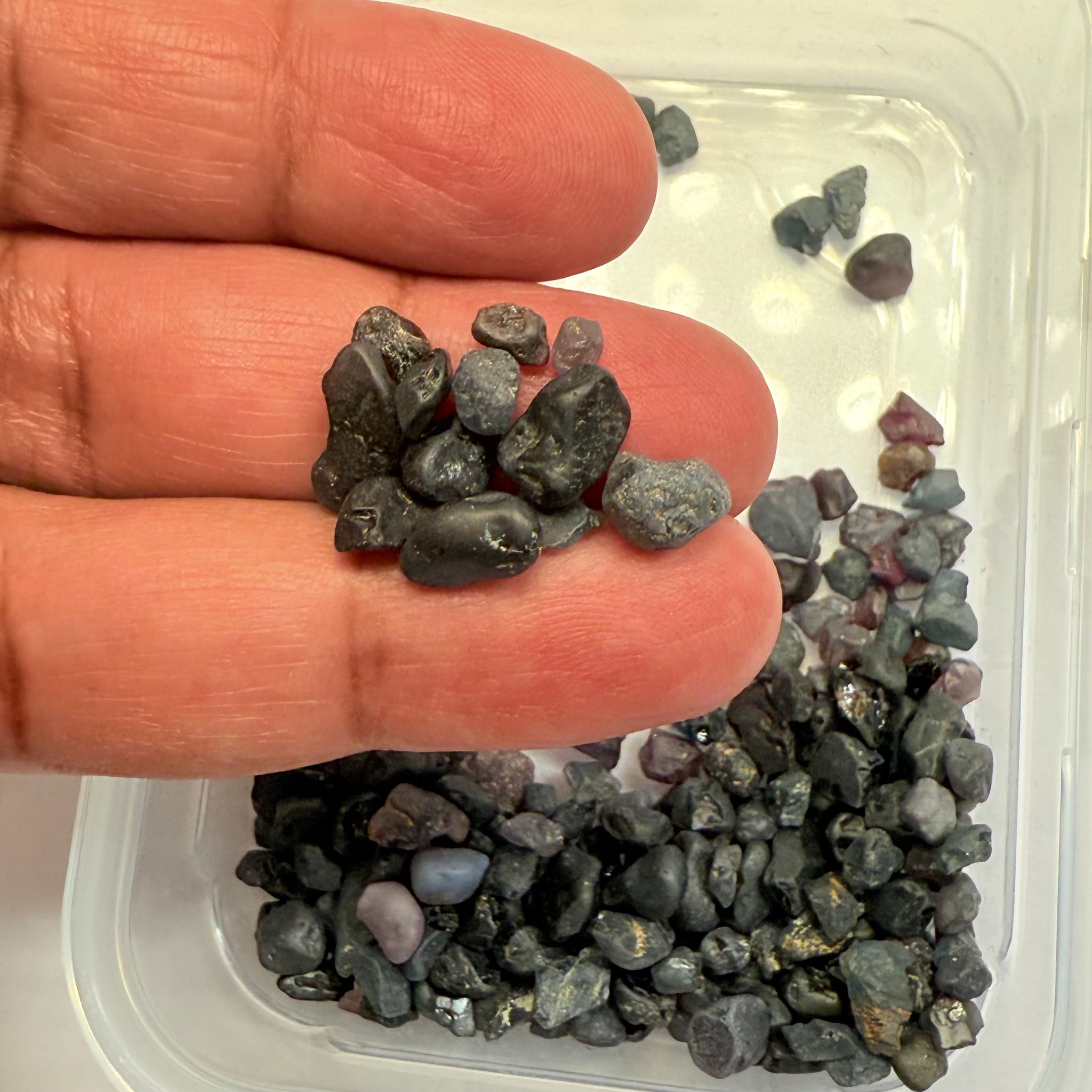 Very Dark Mozambique Spinel Lot, 55.30gm / 276.5ct, Mozambique, Untreated Unheated, very very dark, see all photos and vids.