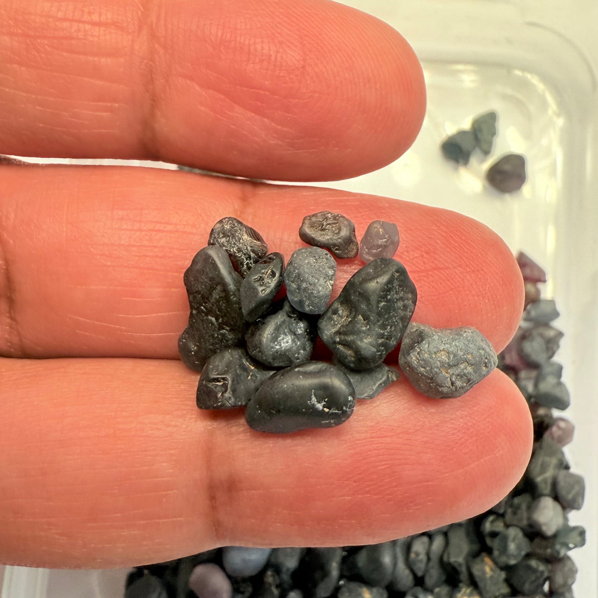 Very Dark Mozambique Spinel Lot, 55.30gm / 276.5ct, Mozambique, Untreated Unheated, very very dark, see all photos and vids.