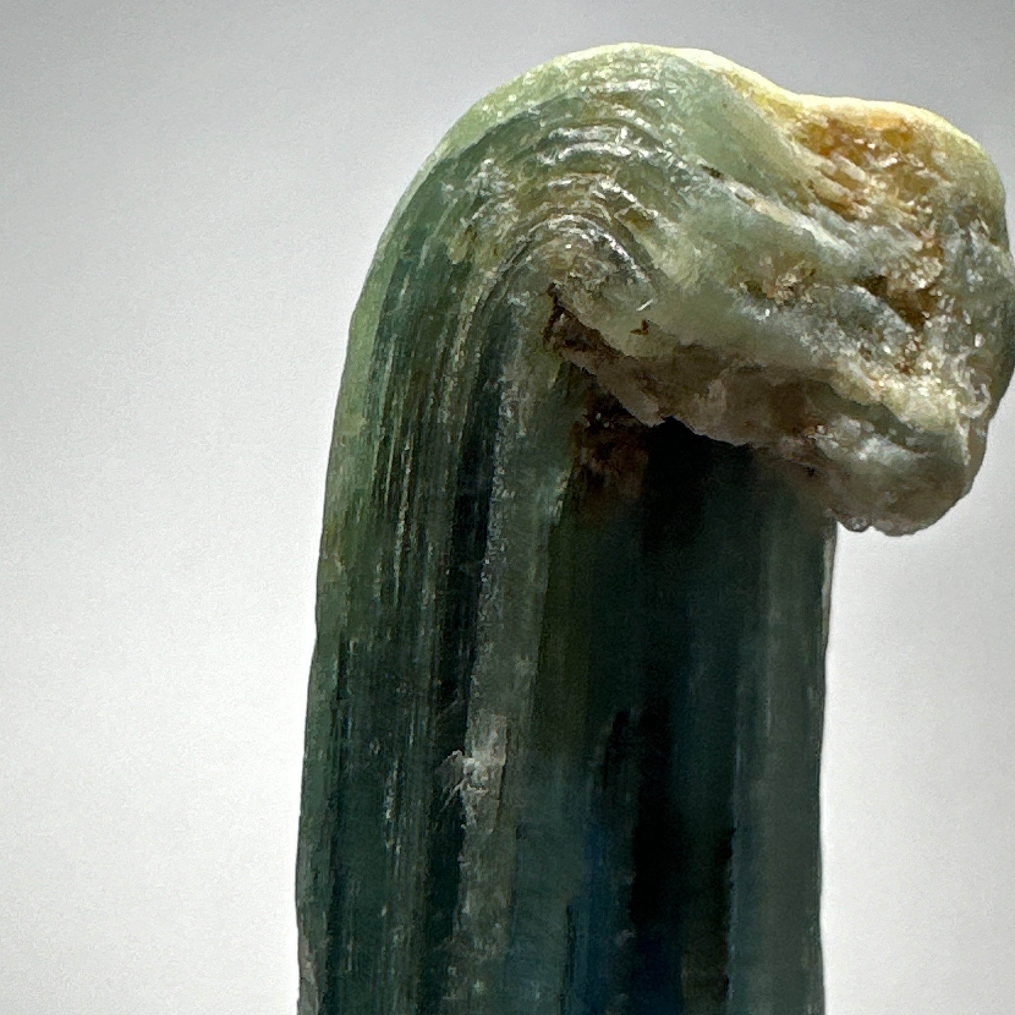 Blue Kyanite Crystal, 129.30ct, Kenya, Untreated Unheated, naturally curved