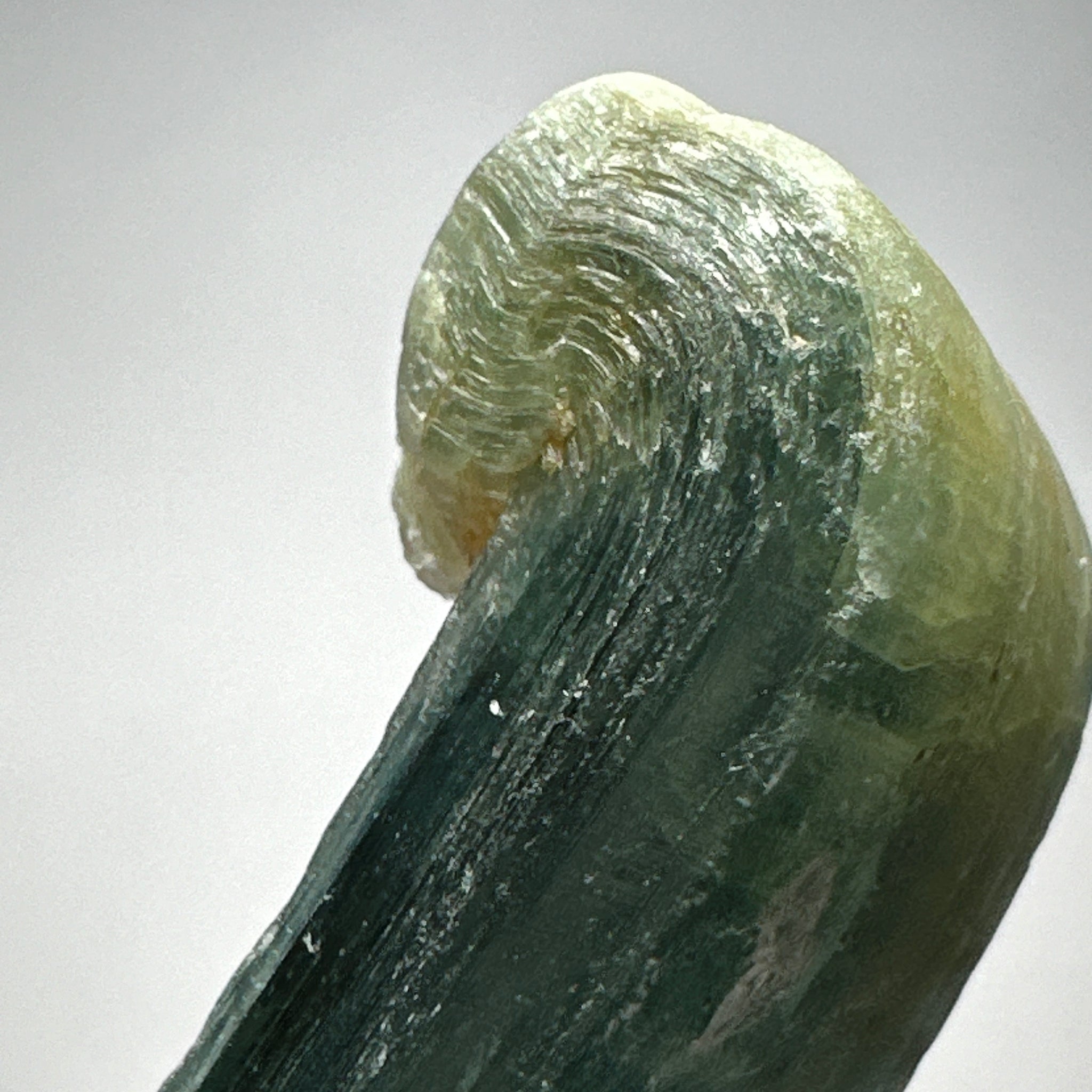 Blue Kyanite Crystal, 129.30ct, Kenya, Untreated Unheated, naturally curved