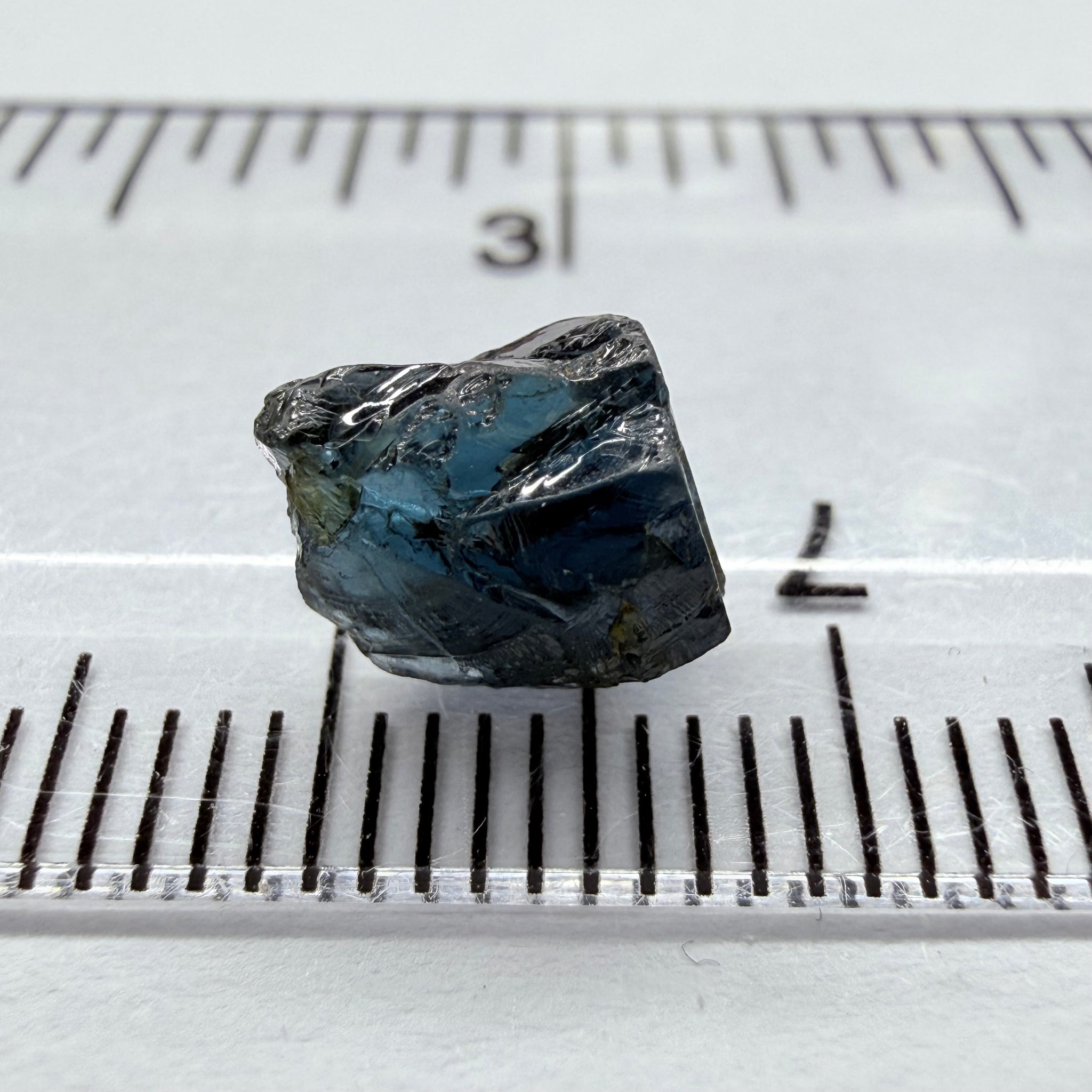 Spinel, 2.72ct, Mozambique, Untreated Unheated, very dark stone, vvs-if