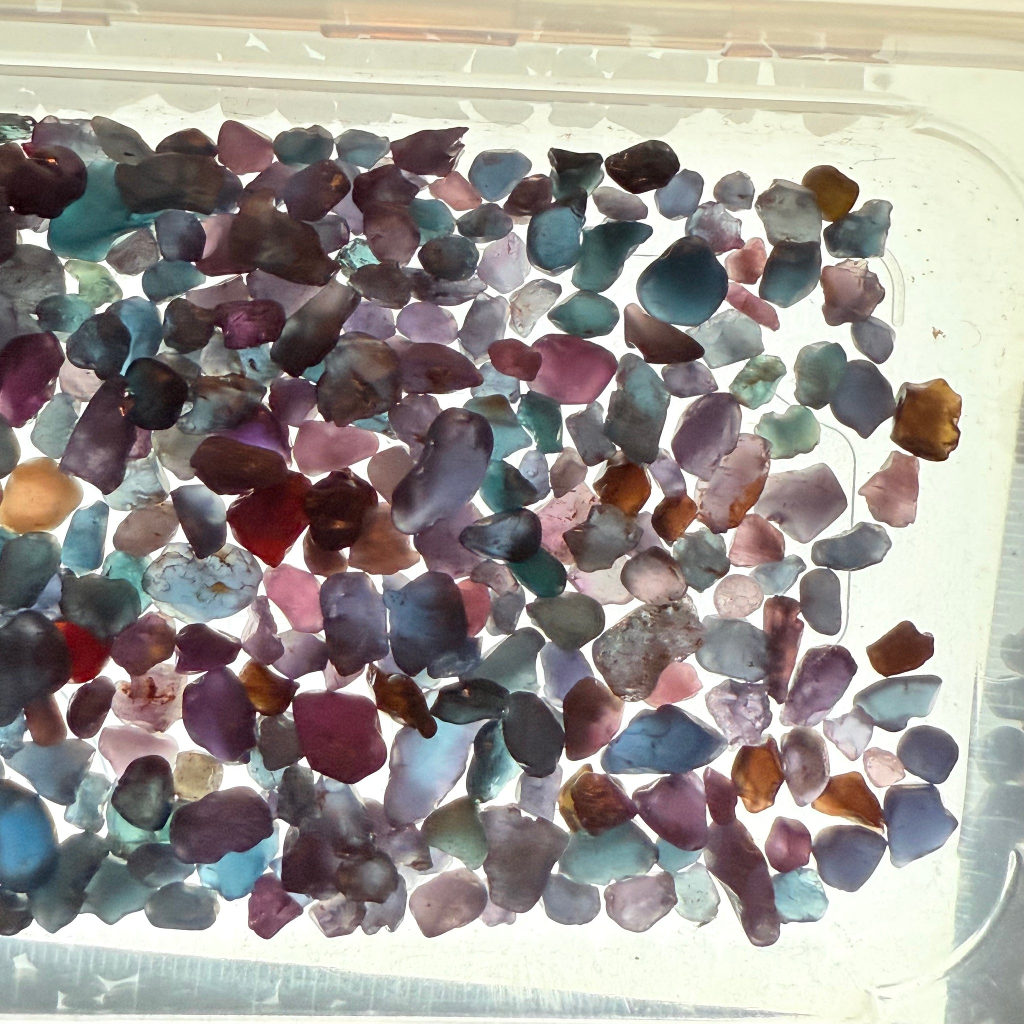 Very Dark Mozambique Spinel Lot, 55.30gm / 276.5ct, Mozambique, Untreated Unheated, very very dark, see all photos and vids.