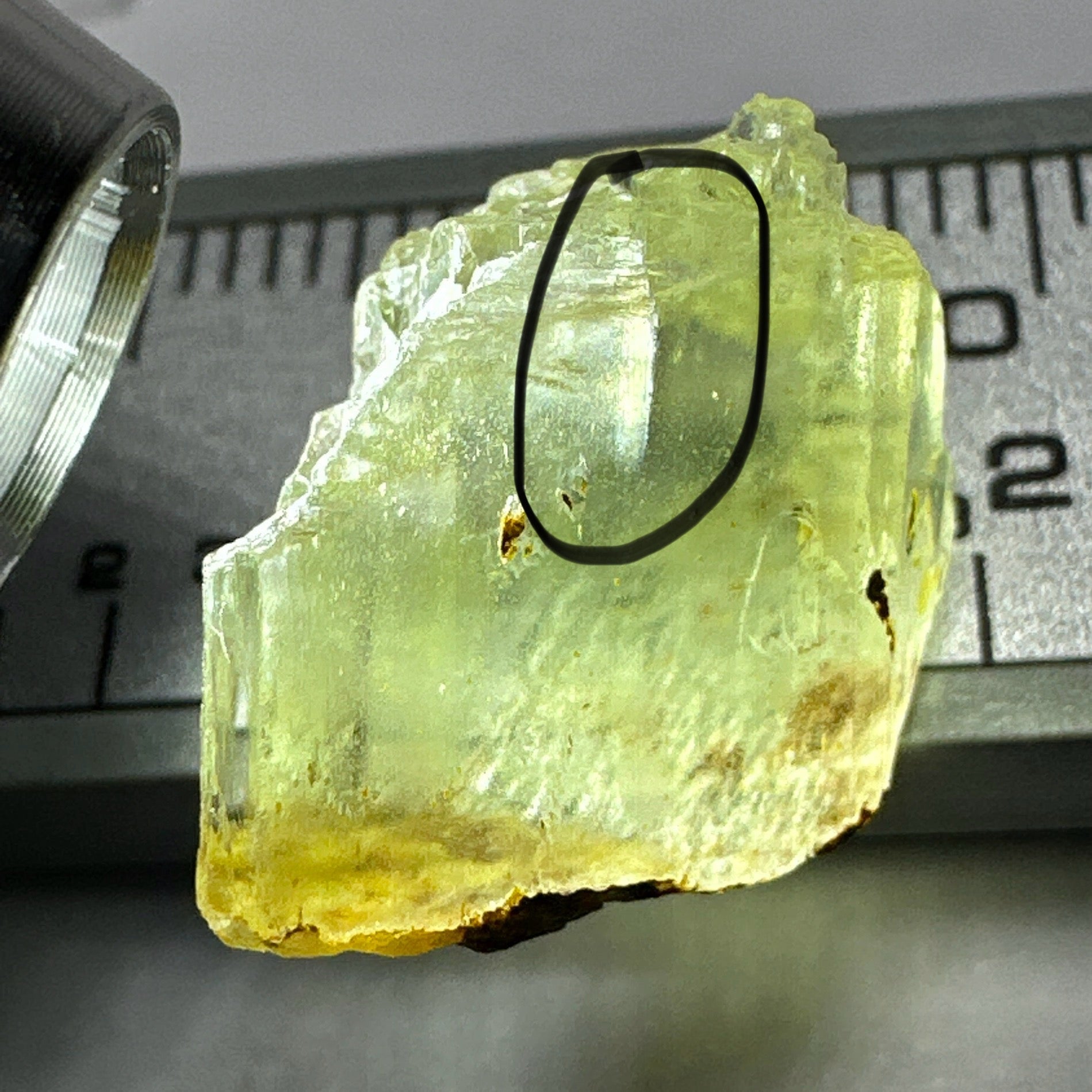 Tremolite Crystal, 13.66ct, Merelani, Tanzania, Untreated Unheated. Crack inside, the rest is vvs-if, see pic. Beautiful soft lime green colour