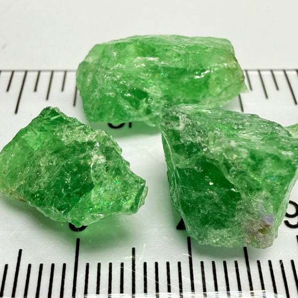 Tsavorite Lot, bead/specimen grade, 32.09ct, Merelani, Tanzania, Untreated Unheated