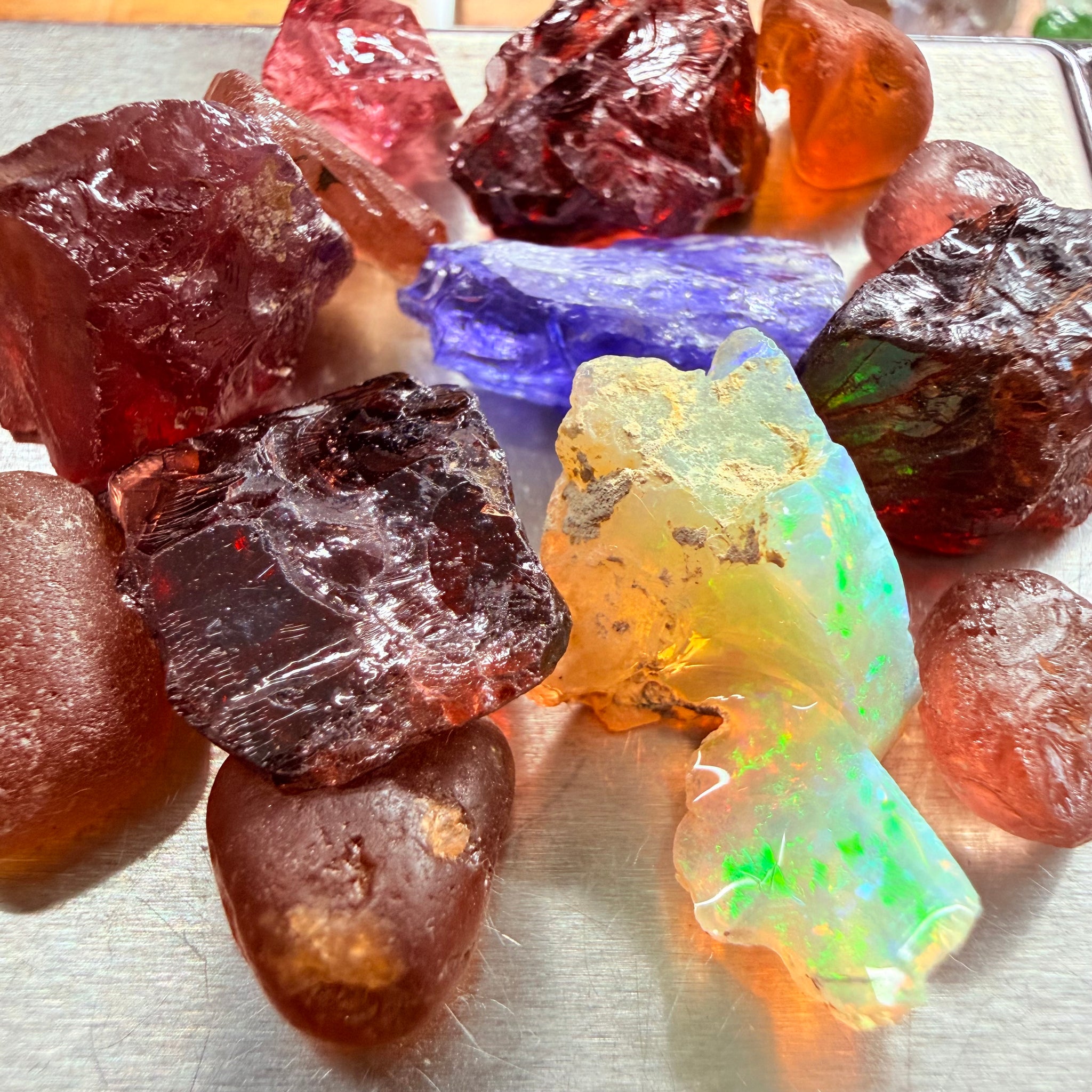 Mixed Lot, 22.00gm / 110.00ct, Tanzania, Untreated Unheated except the Tanzanite which is heated