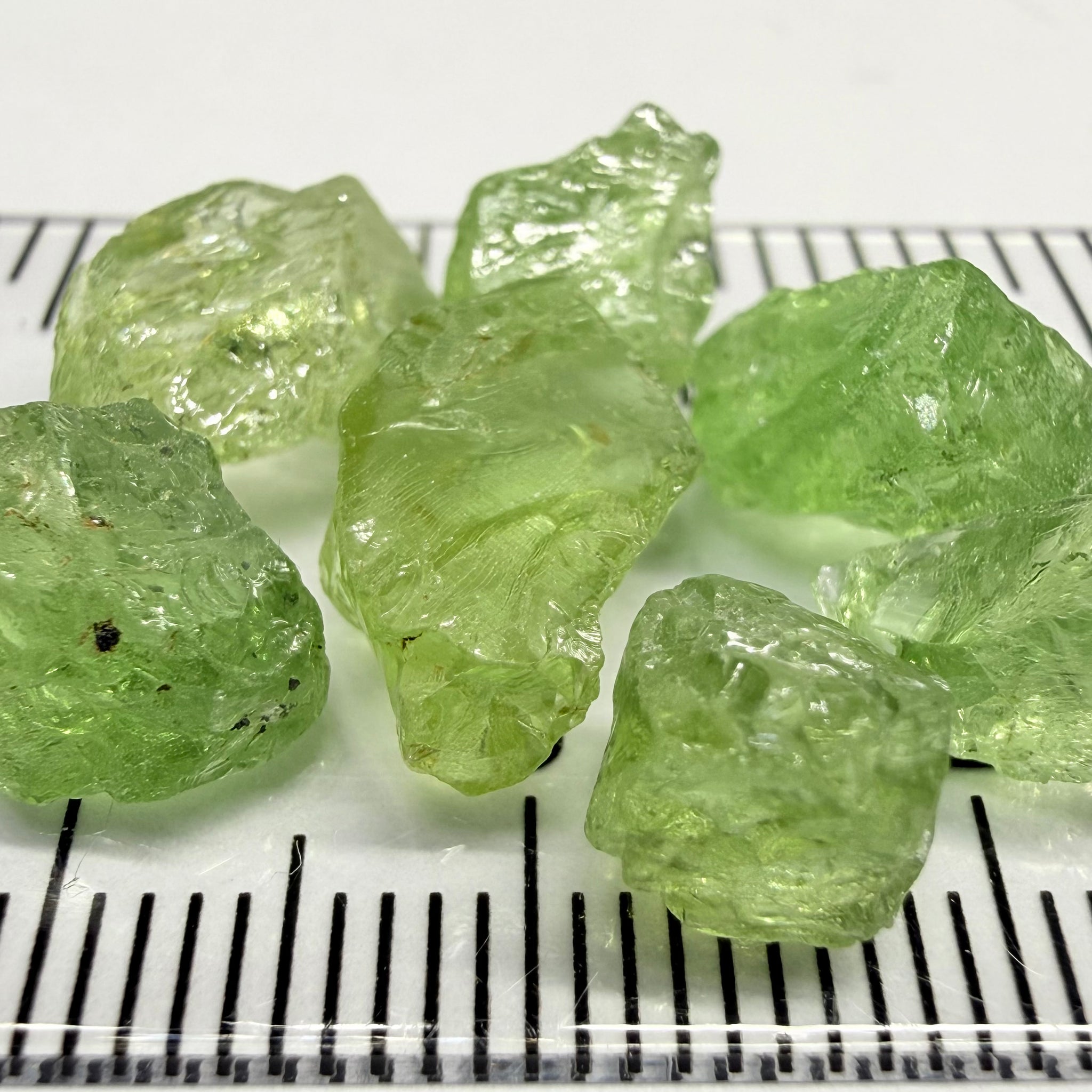 Tsavorite Lot, 25.42ct, Kenya, Untreated Unheated, pale colour, slightly veiled, 2.60ct-4.50ct