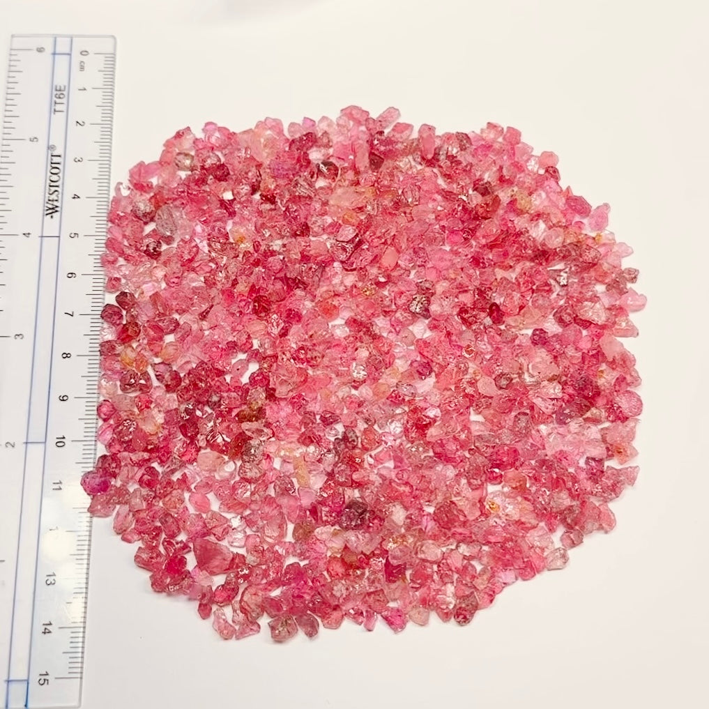 Mahenge Spinel Lot melee rough or set in jewellery as is, 94.10gm / 470.50ct, Mahenge, Tanzania, Untreated Unheated&nbsp;