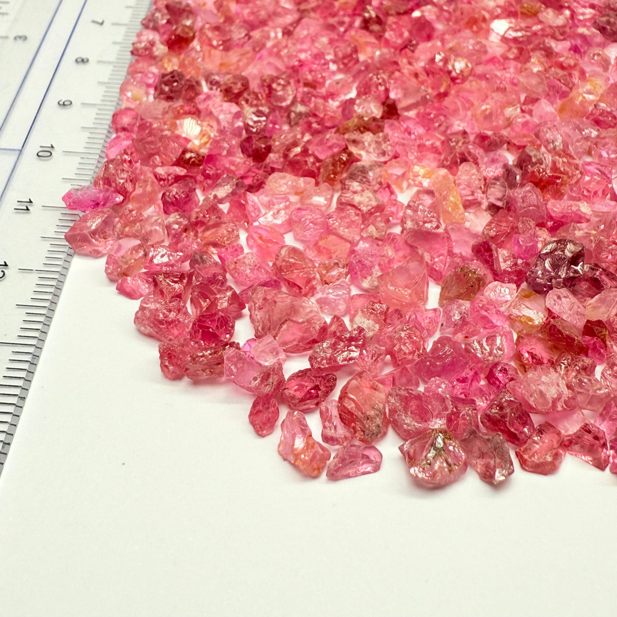 Mahenge Spinel Lot melee rough or set in jewellery as is, 94.10gm / 470.50ct, Mahenge, Tanzania, Untreated Unheated&nbsp;