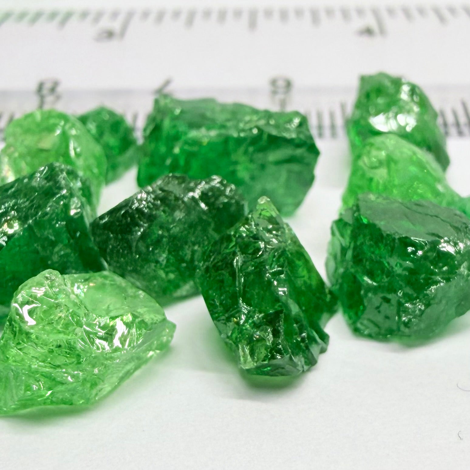 Tsavorite Lot, 44.07ct, Tanzania, Untreated Unheated, veils and large cracks, 1.61ct-6.36ct