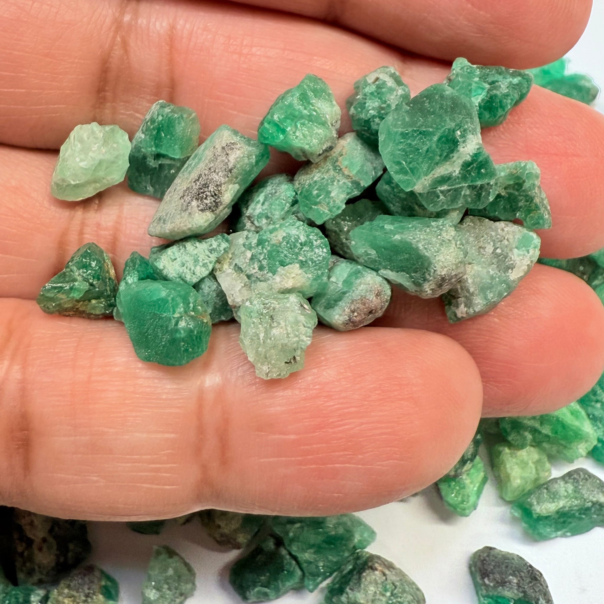 Emerald Lot, 86.40gm, Sumbawanga, Tanzania, Untreated Unheated, No Oil, cabbing and specimen grade
