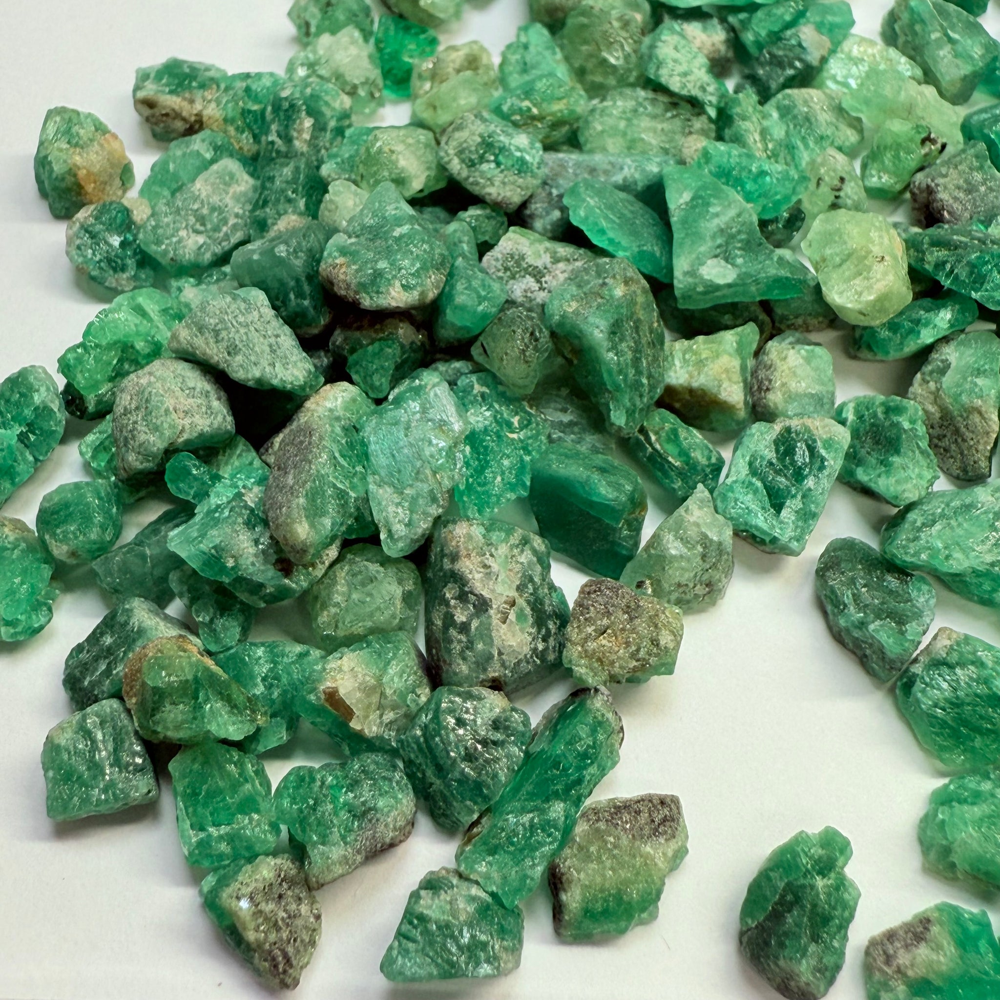 Emerald Lot, 86.40gm, Sumbawanga, Tanzania, Untreated Unheated, No Oil, cabbing and specimen grade