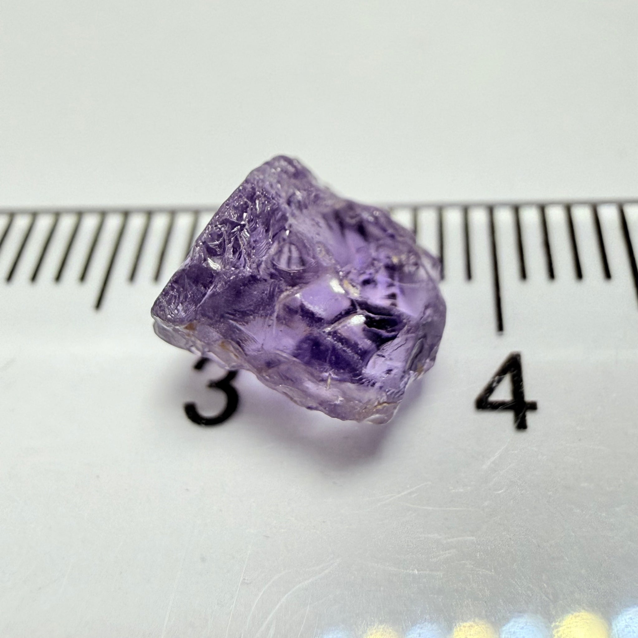 Purple Scapolite, 2.92ct, Tanzania, Untreated Unheated, vs-vvs, note shape