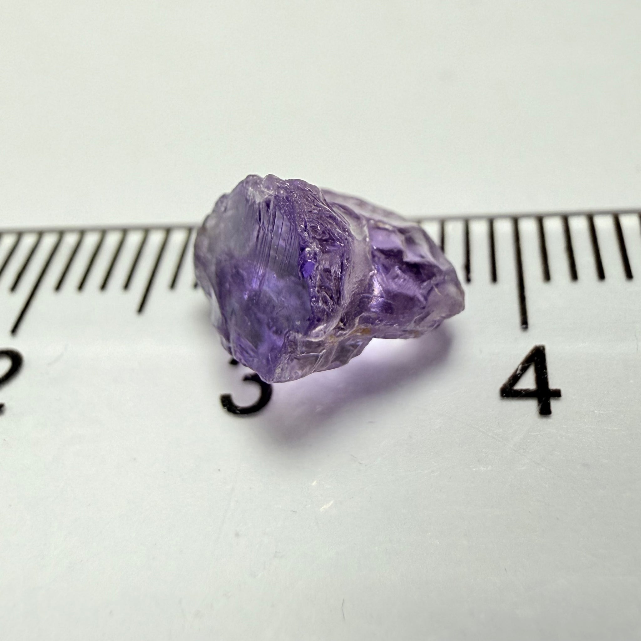 Purple Scapolite, 2.92ct, Tanzania, Untreated Unheated, vs-vvs, note shape