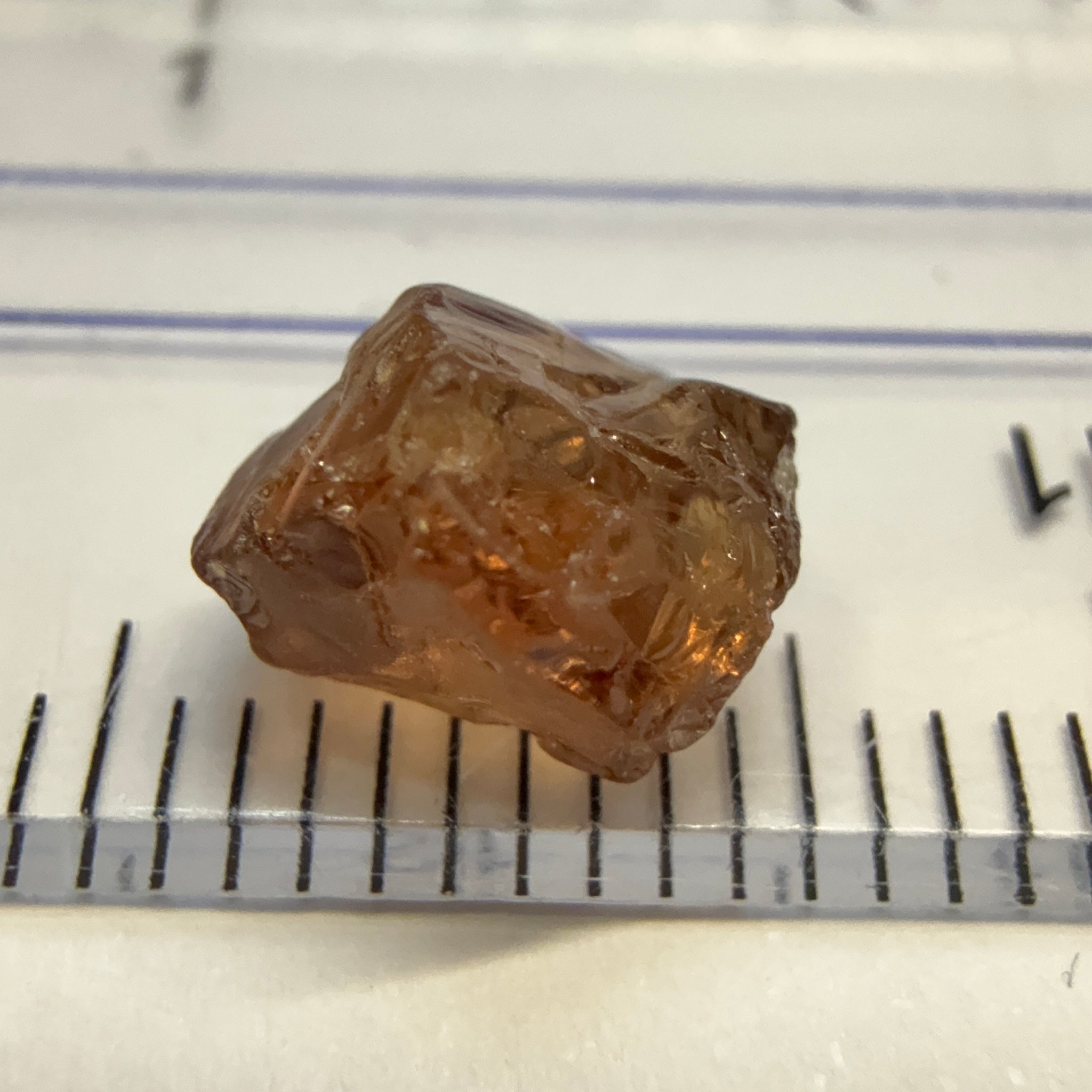 Colour Shift Garnet, 2.60ct, Tanzania, Untreated Unheated, vs-si (one veil and slight inclusion on skin)