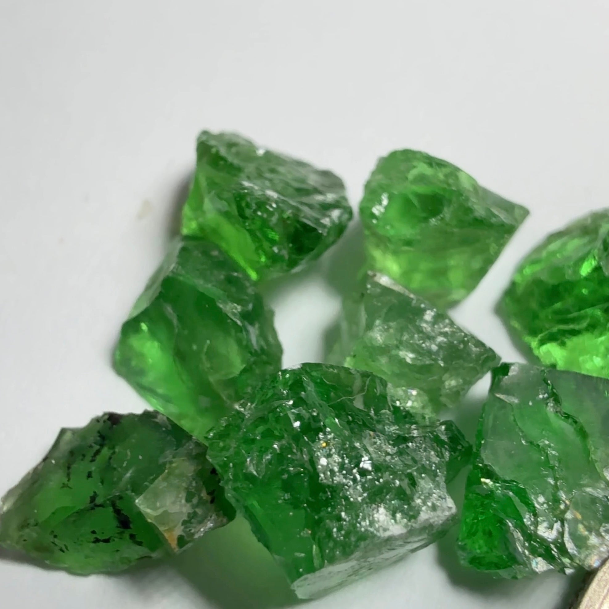 Tsavorite Garnet Lot, 9.62ct, Tanzania, Untreated Unheated, 8pcs, just above 1ct av. VS-Si