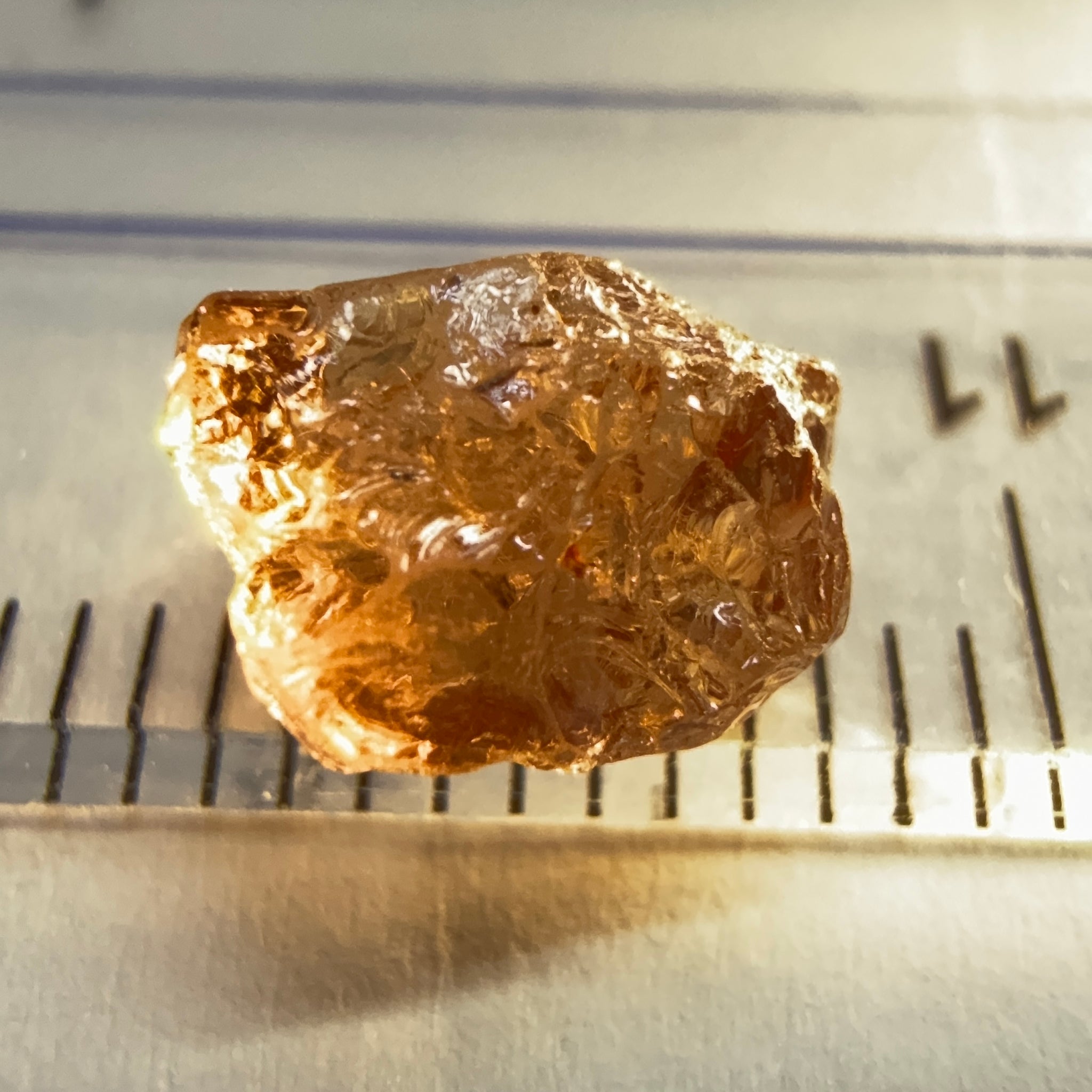 Colour Change Garnet, 2.71ct, Tanzania, Untreated Unheated, slight inclusions on the outside, rest clean