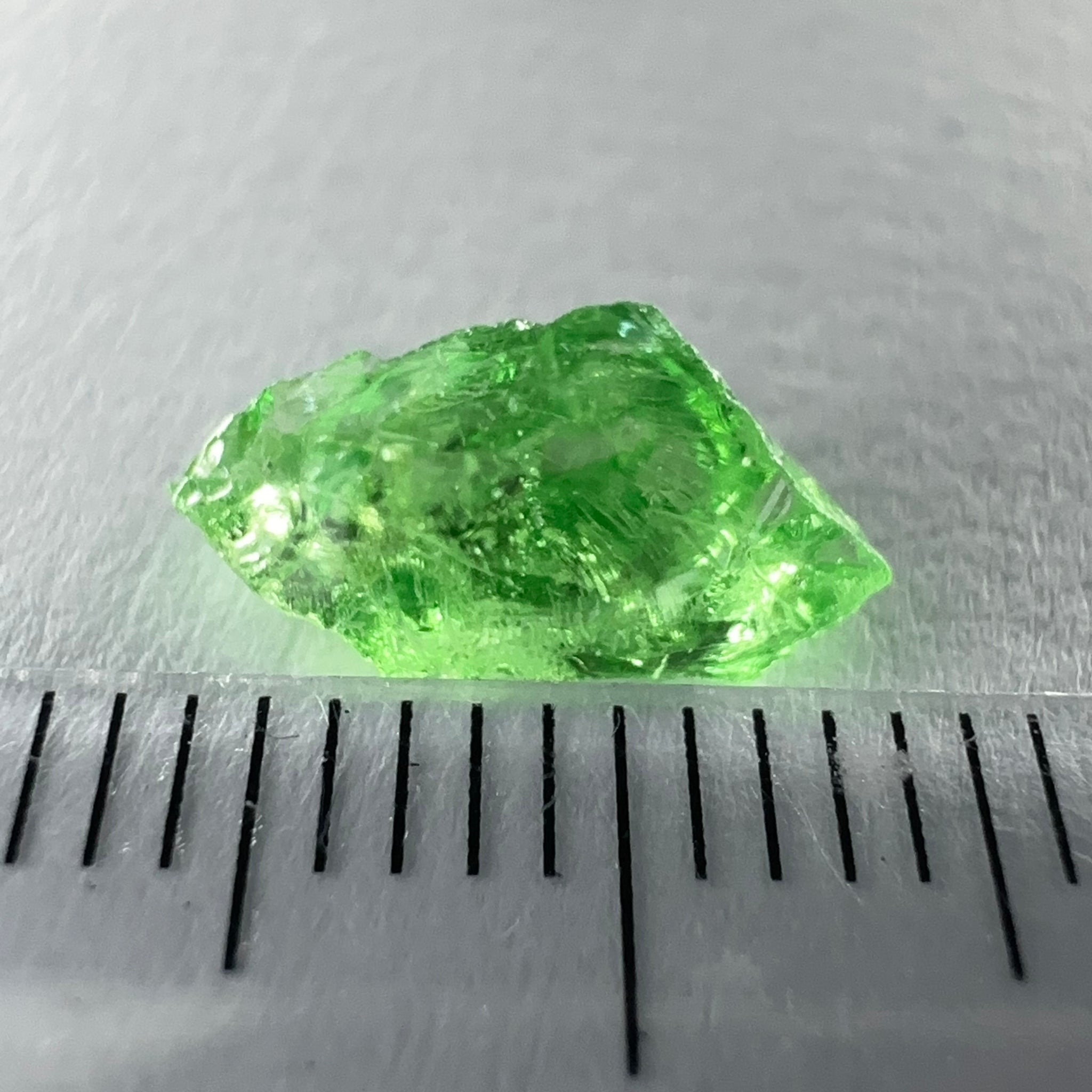 Tsavorite, 1.42ct, Tanzania, Untreated Unheated, slight veils